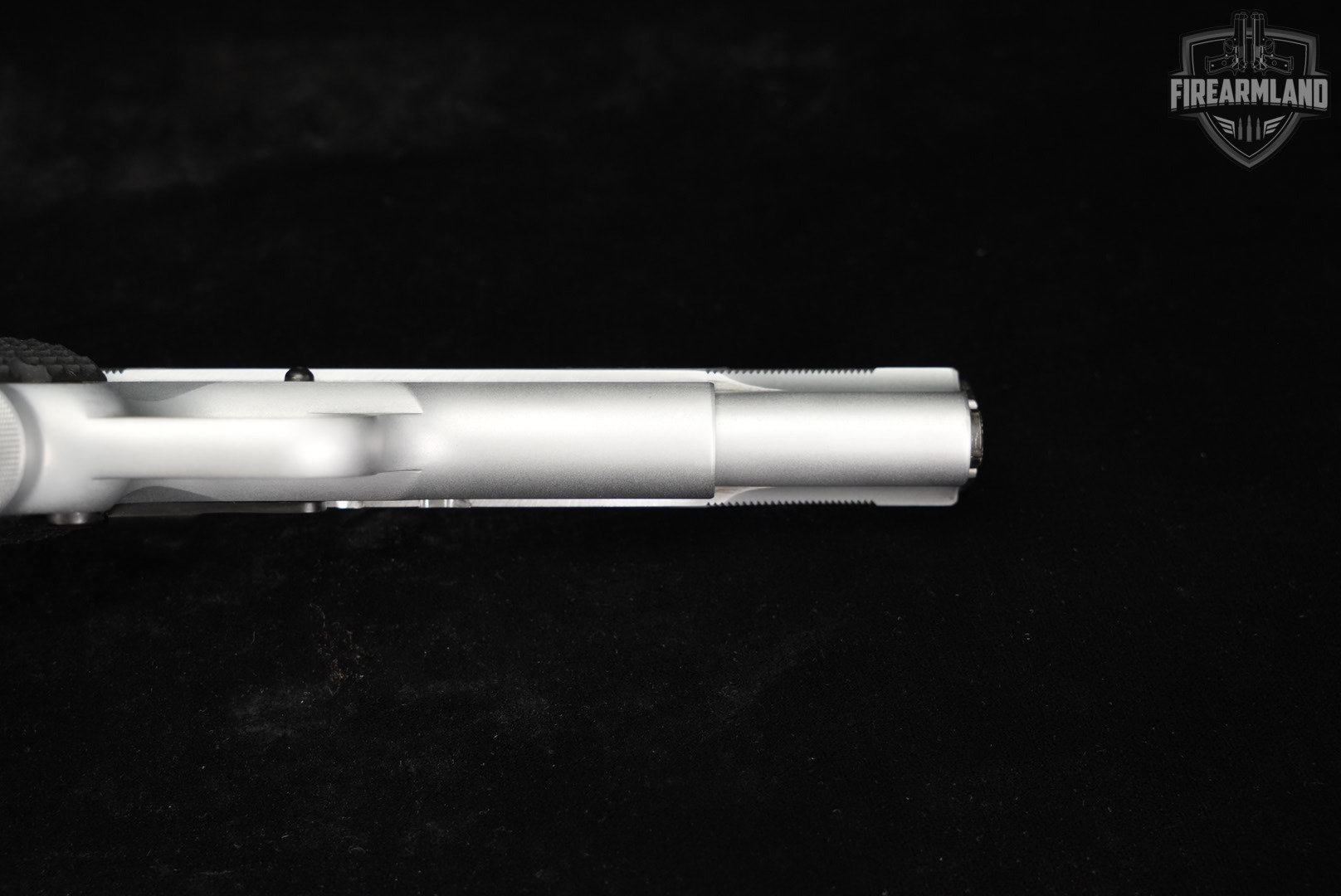 Les Baer Custom HEMI 572 45 ACP 1911 5" Hard Chrome +2 MAGS & ORIG BOX-img-6