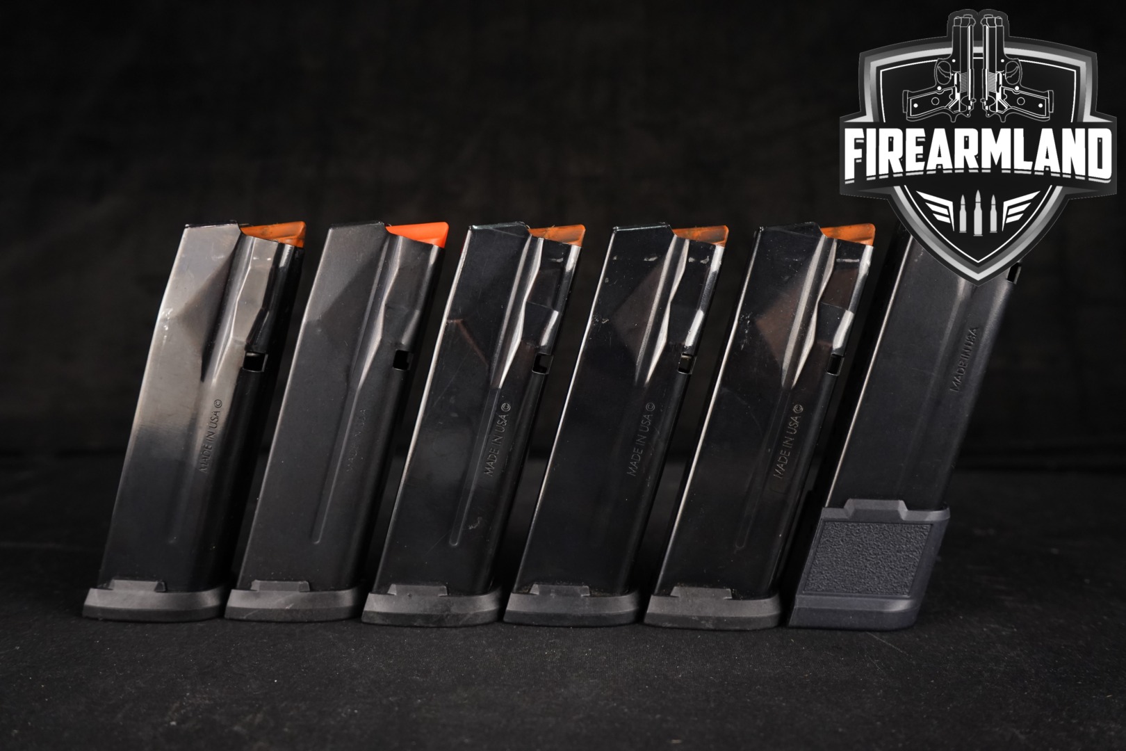 Sig Sauer SIX (6) P365 XMacro 17 & 21 Round Magazines 9mm Luger in Very Good Condition Thumbnail