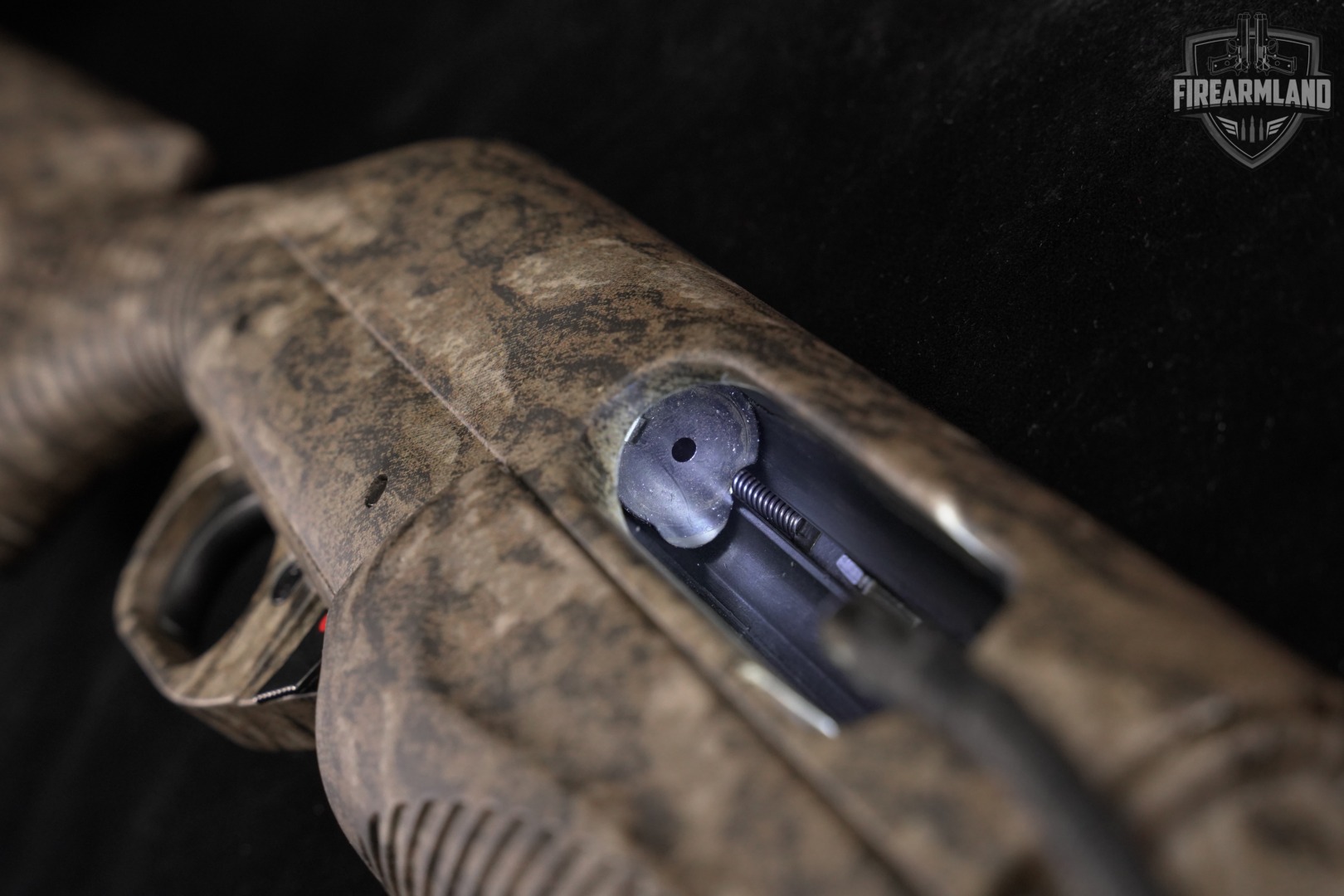 Benelli Nova Field 20-Gauge 26" Mossy Oak Bottomland Camo +ORIG BOX-img-16