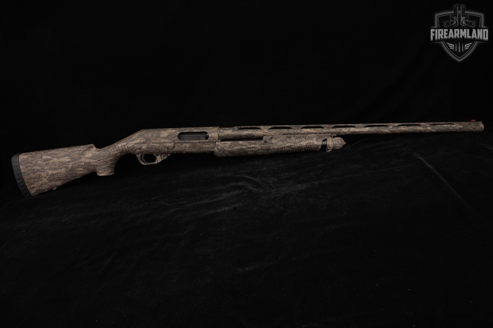 Benelli Nova Field 20-Gauge 26" Mossy Oak Bottomland Camo +ORIG BOX-img-3