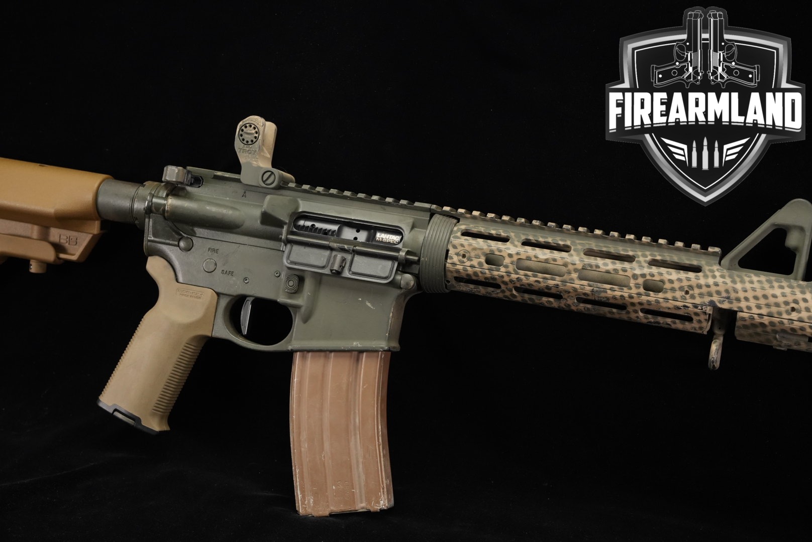 Smith & Wesson (S&W) M&P-15 5.56mm NATO OD Green & FDE in Good Condition Thumbnail