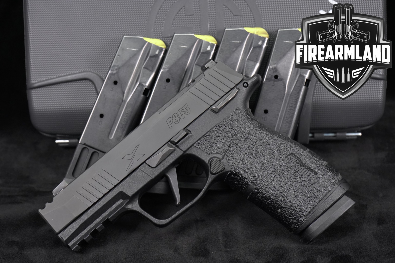 Sig Sauer P365 XMACRO COMP California Compliant 9mm Luger Black in Very Good Condition Thumbnail