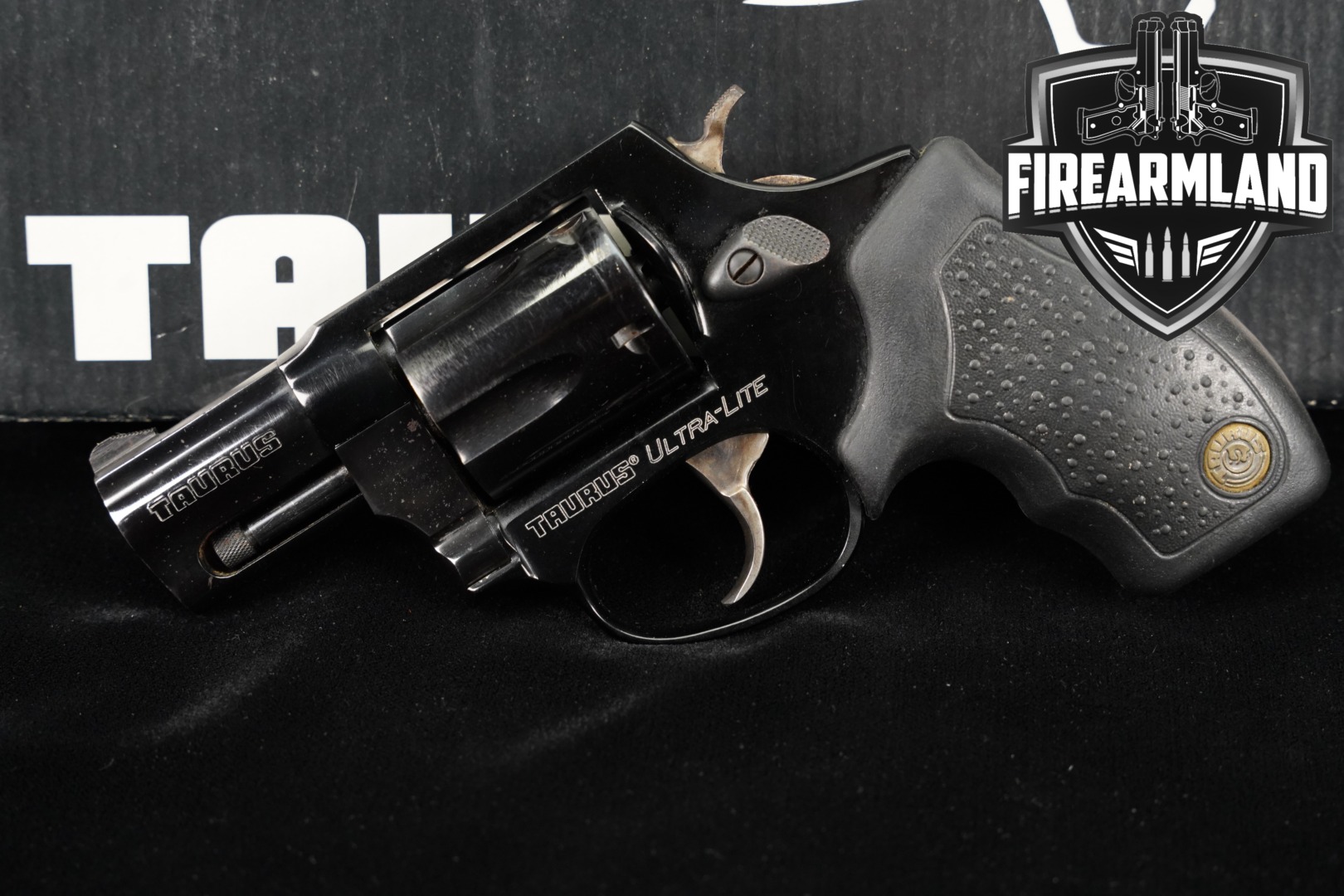 Taurus Model 85 Ultra-Lite .38 Spl. Blued in Good Condition Thumbnail