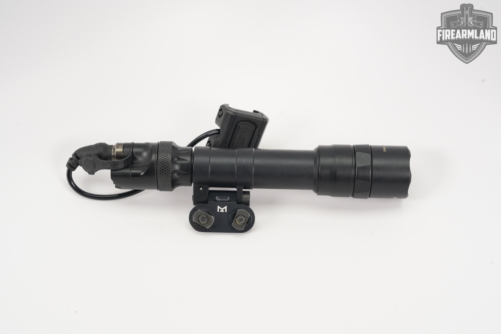 SureFire Scout Light Pro 1500 Lumens & 16,000 Candela Weaponlight-img-3