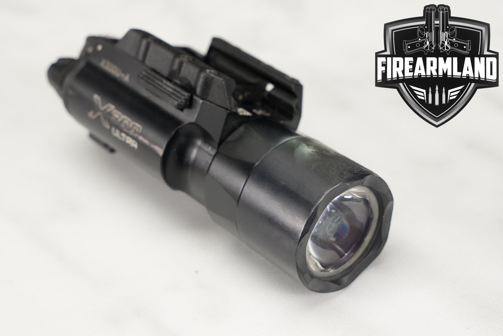 SureFire X300 Ultra X300U-A 1000 Lumens & 11,300 Candela Weapon Light X-300-img-0