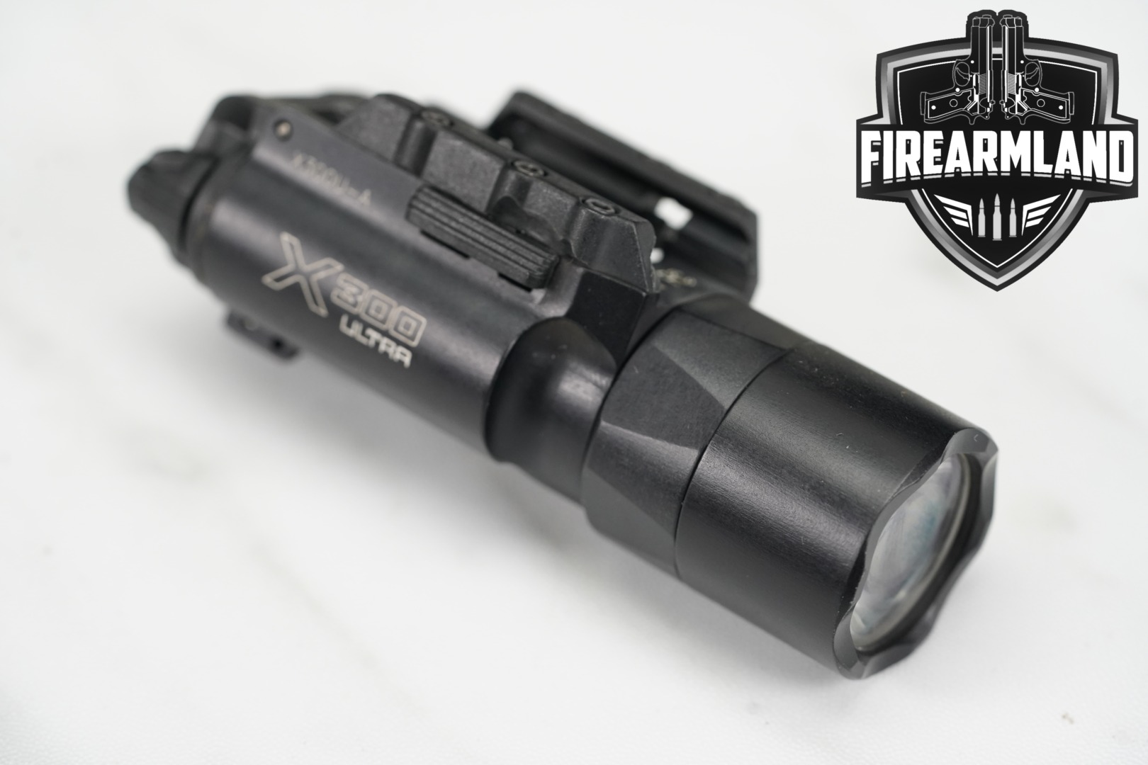 SureFire X300 Ultra X300U-A in Good Condition Thumbnail