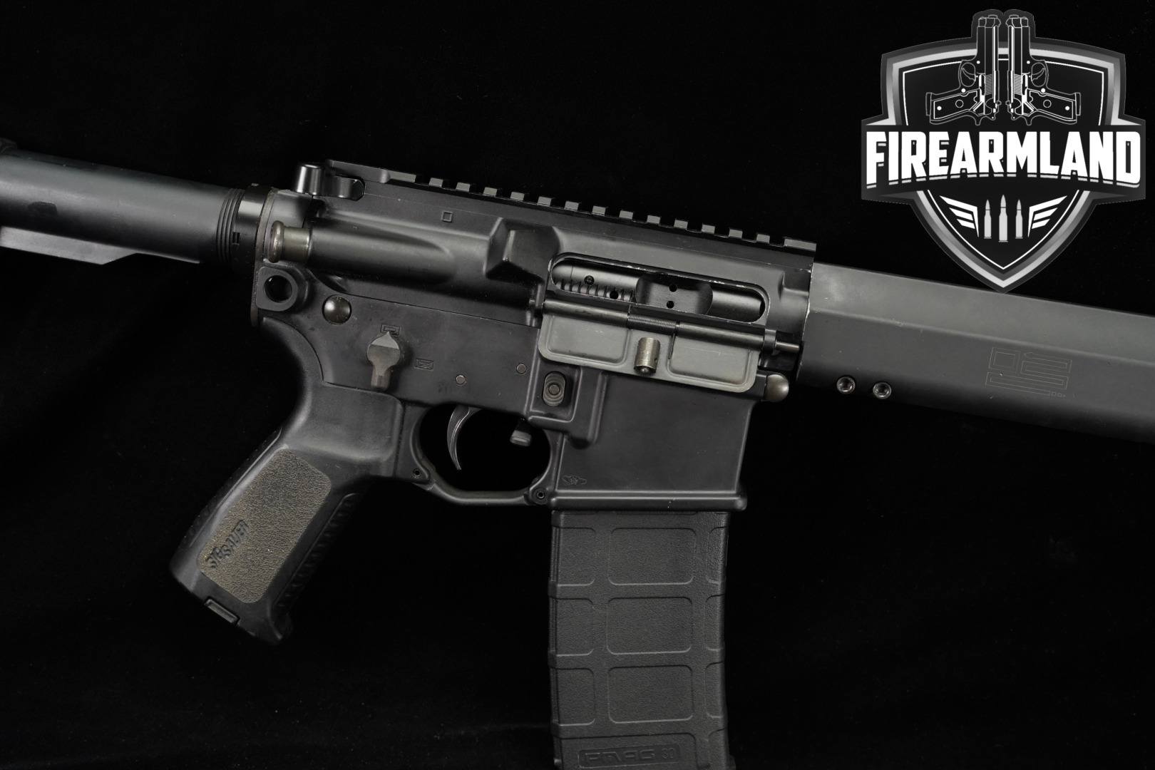 Sig Sauer M400 TREAD 5.56 NATO AR-15 AR15 16" M-400 +ORIG BOX-img-0