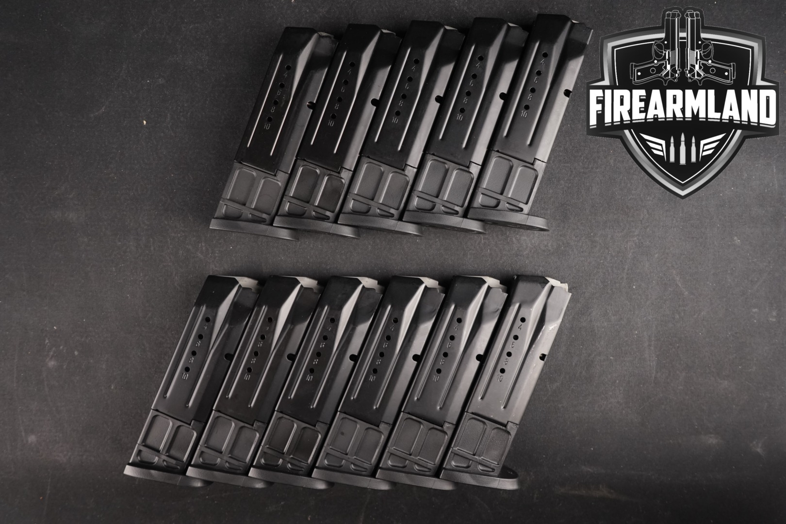Smith & Wesson (S&W) ELEVEN (11) M&P 10-Round Compliant Magazines 9mm Luger in Excellent Condition Thumbnail