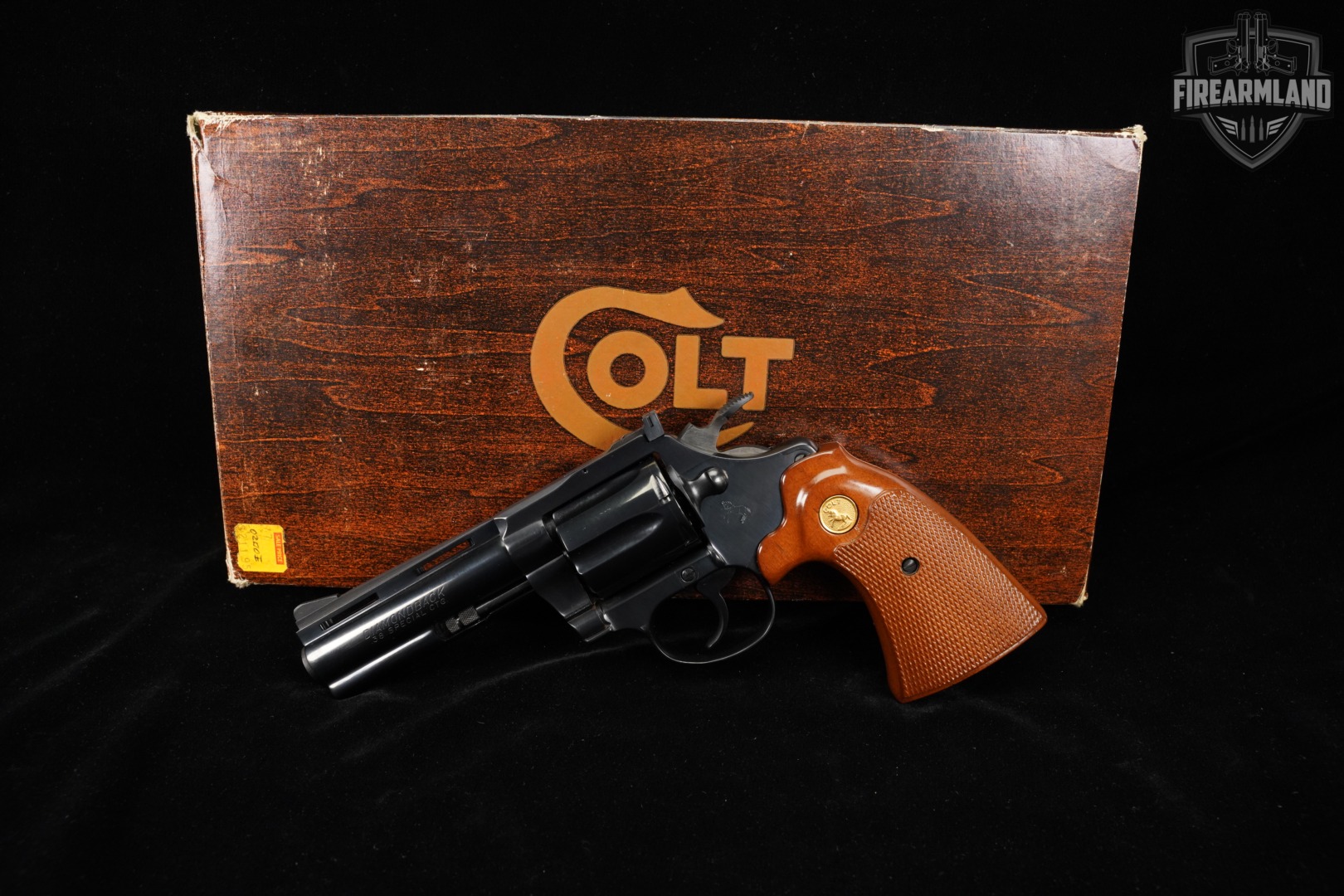 1977 Colt Diamondback 38 Special 4" Blued BABY PYTHON +ORIG BOX-img-2