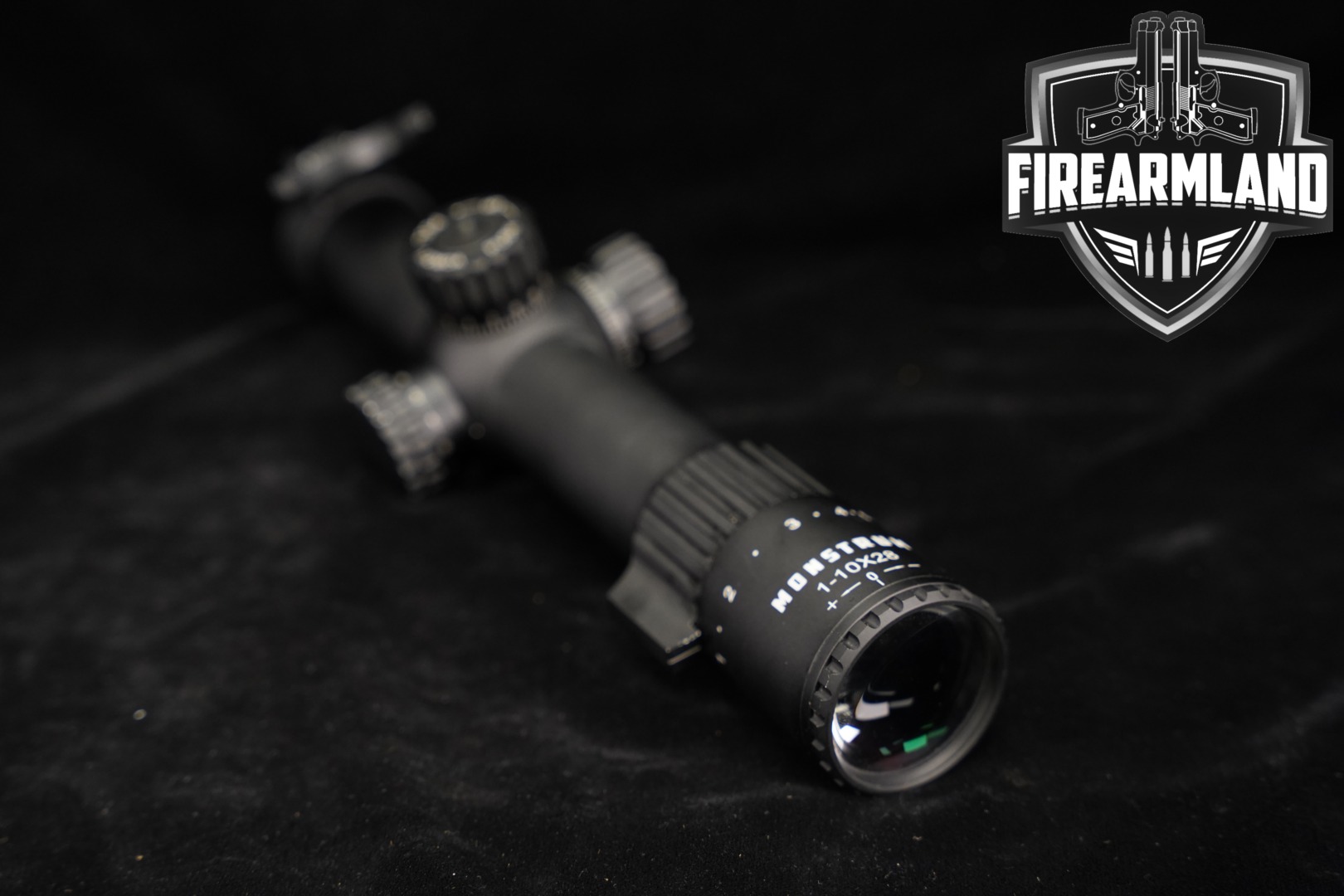 Monstrum Tactical Spectre 1-10x28mm in Excellent Condition Thumbnail