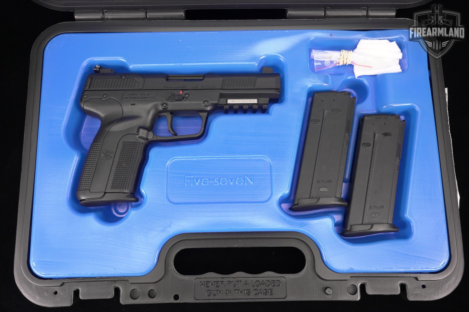 FN Five-seveN Mk2 5.7x28 4.8" 57 Mark 2 +3 MAGS & ORIG CASE-img-14