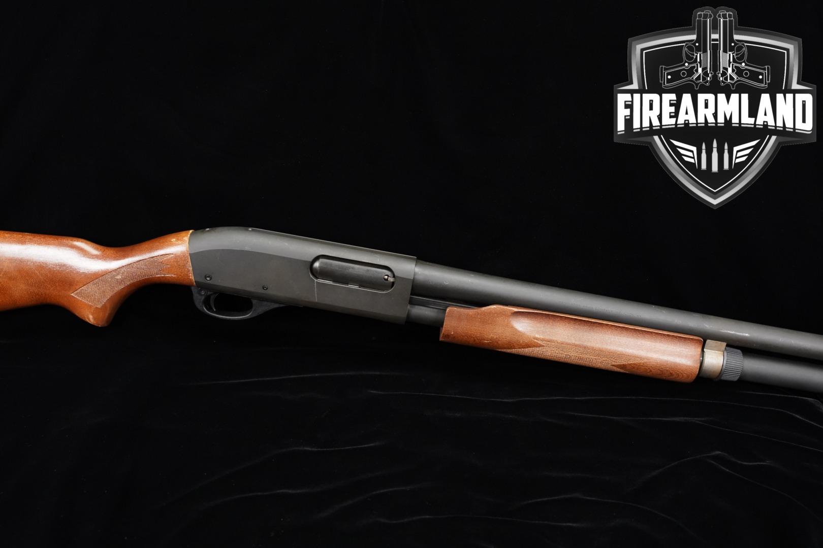 Remington Model 870 Police Magnum 12 Gauge Parkerized & Wood in Fair Condition Thumbnail