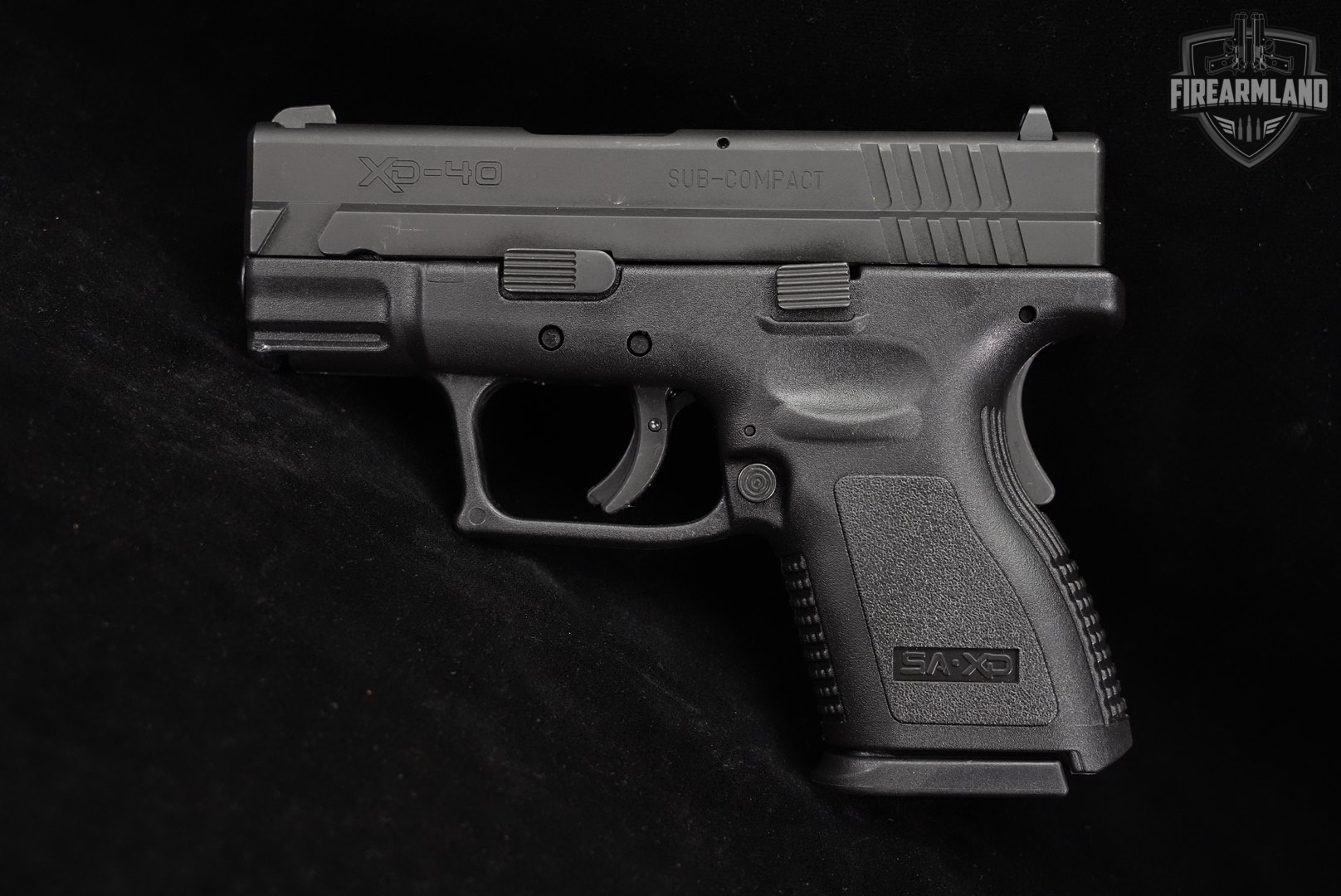 Springfield Armory XD-40 Sub-Compact 40S&W FOLDER XD40 +3 MAGS, ORIG BOX-img-4
