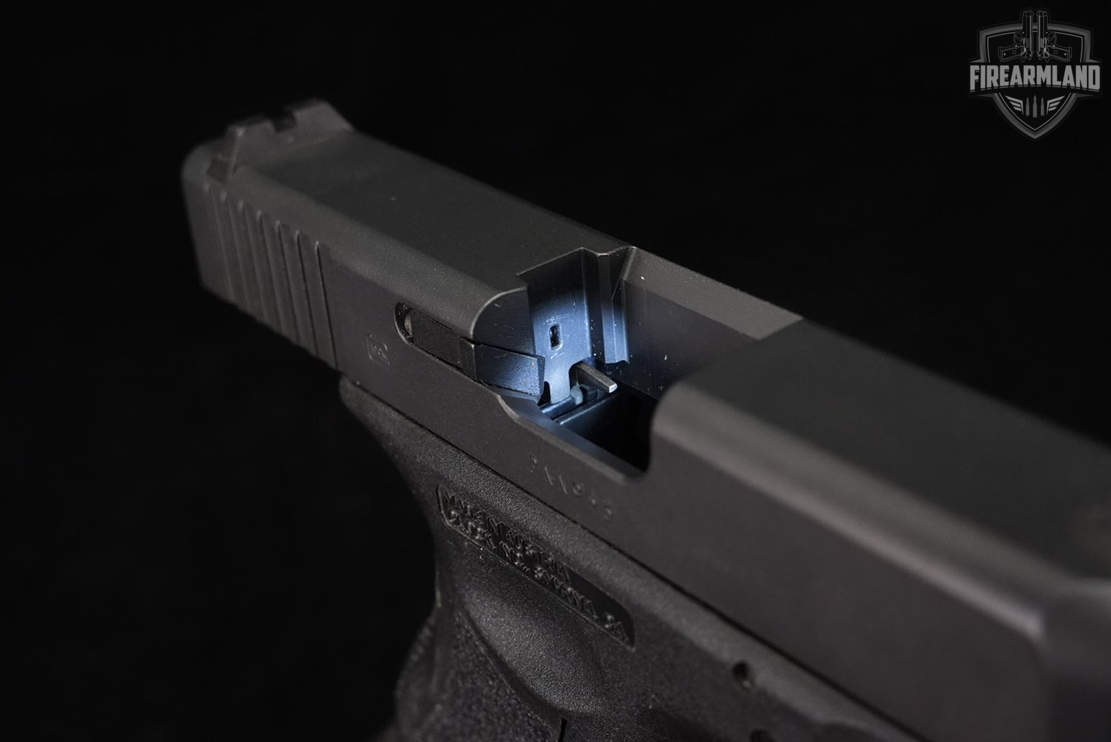 Glock 26 Gen3 G26 Gen 3 9mm 3.43 +THREE MAGS & HOLSTER-img-11