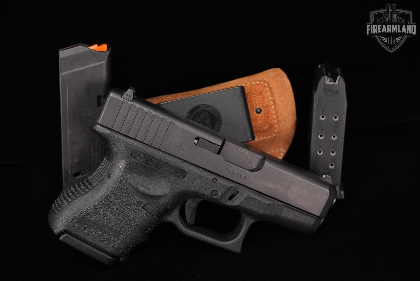 Glock 26 Gen3 G26 Gen 3 9mm 3.43 +THREE MAGS & HOLSTER-img-2