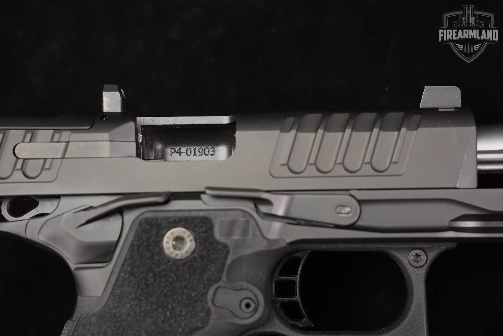 Staccato HD P4 9mm Stainless 1911 2011 +4 MAGS, ORIG CASE & HOLSTER-img-13
