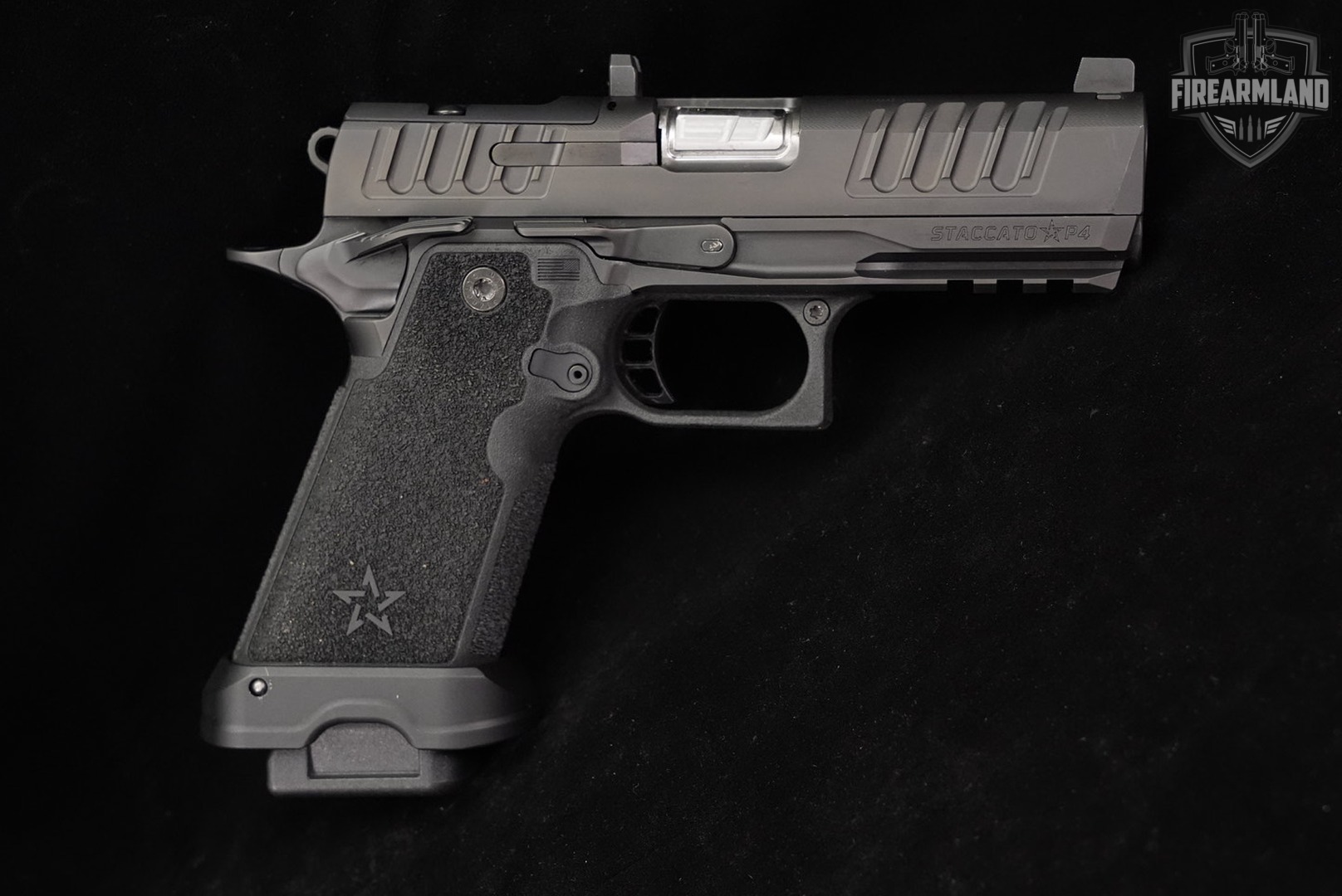 Staccato HD P4 9mm Stainless 1911 2011 +4 MAGS, ORIG CASE & HOLSTER-img-3