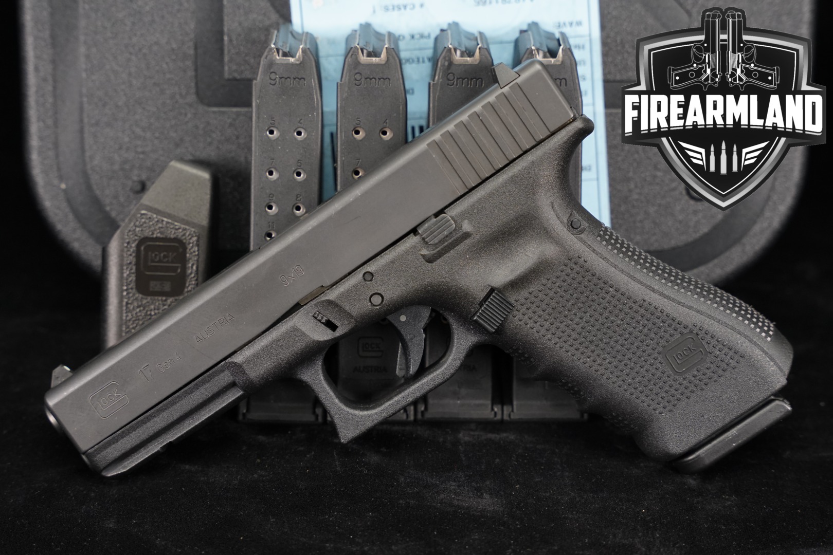 Glock G17 Gen4 9mm Luger Black in Very Good Condition Thumbnail