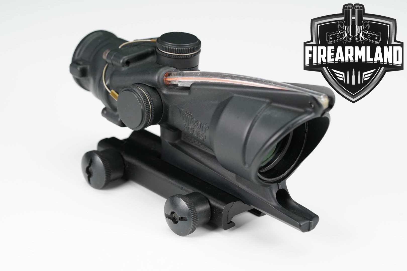 Trijicon ACOG 4x32mm in Good Condition Thumbnail