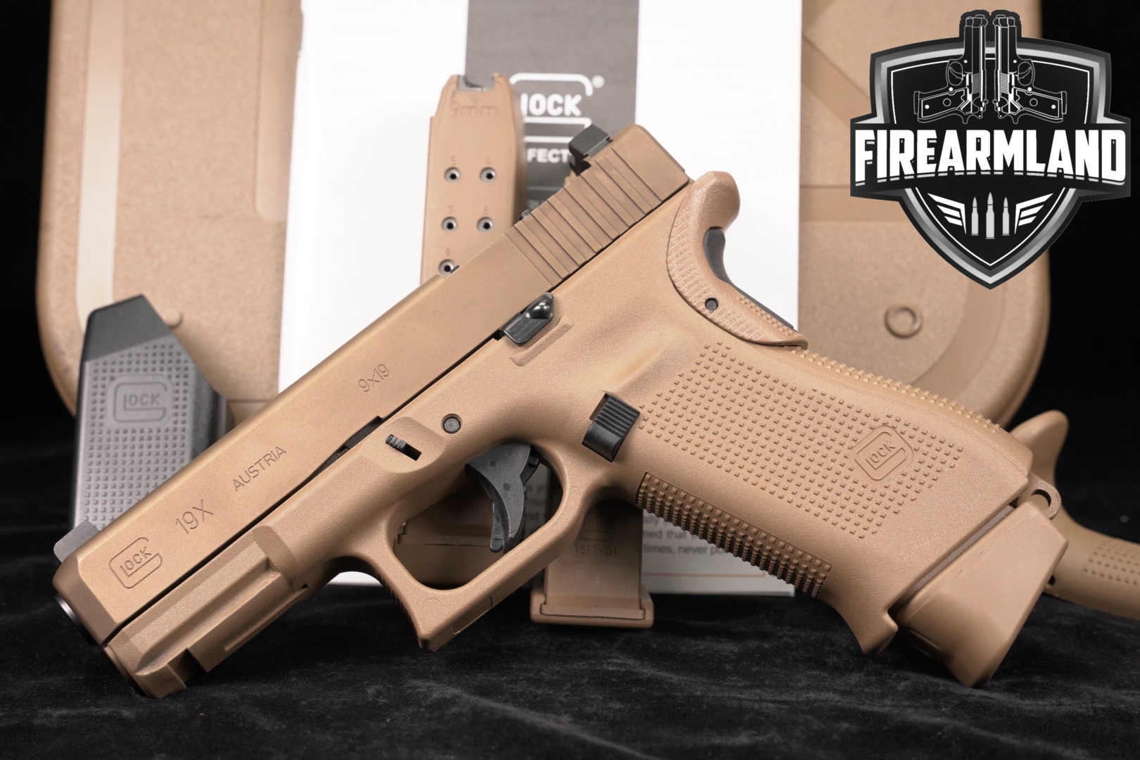 Glock 19X Gen5 Optics-Ready G19X Gen 5 9mm 4.02" FDE +3 MAGS & ORIG CASE-img-0