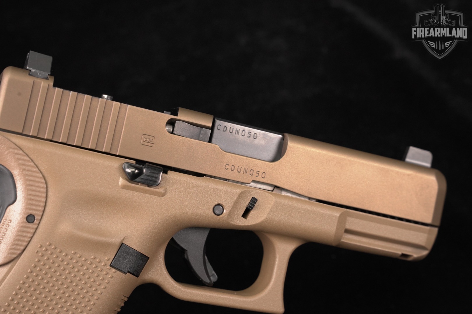 Glock 19X Gen5 Optics-Ready G19X Gen 5 9mm 4.02" FDE +3 MAGS & ORIG CASE-img-12