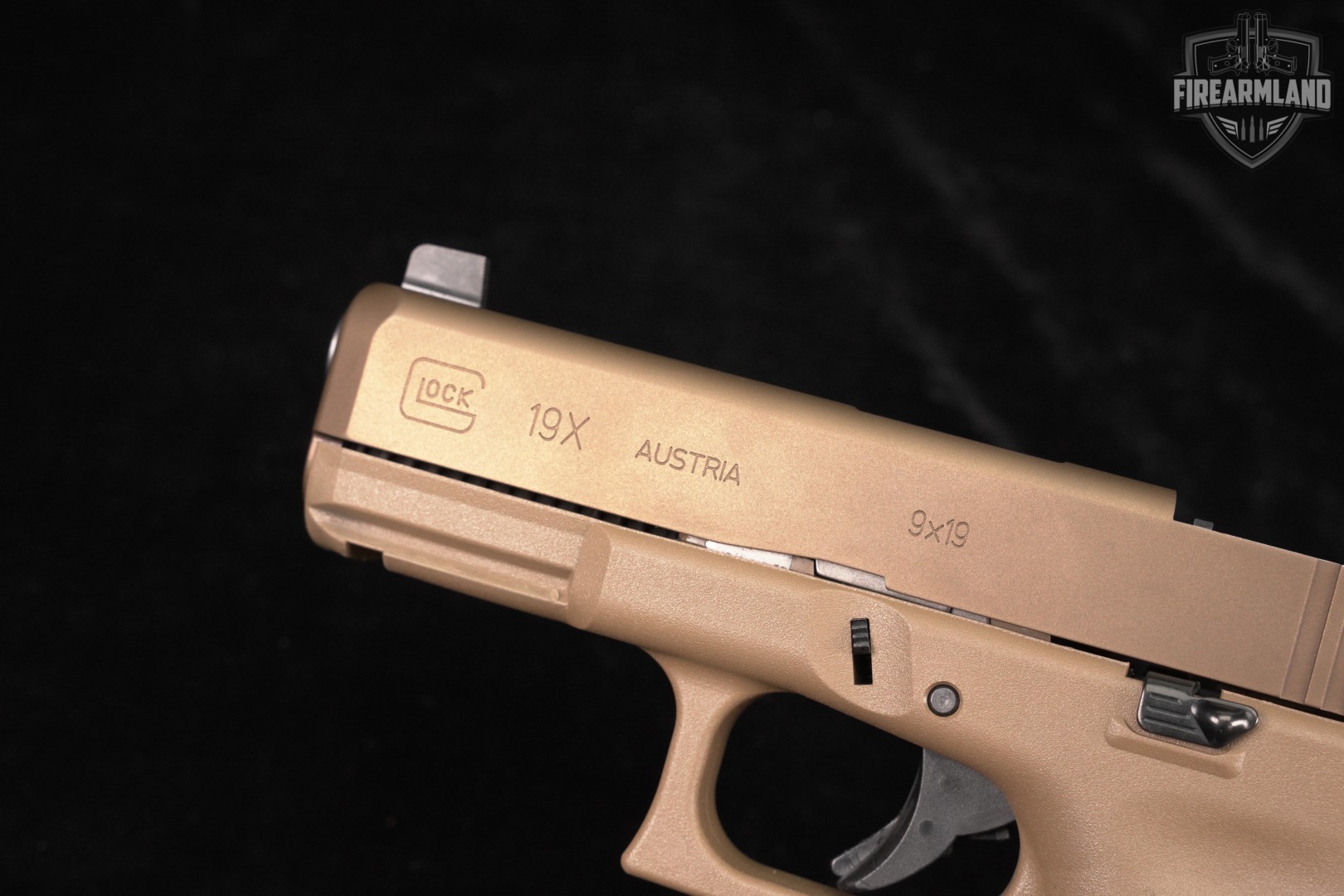 Glock 19X Gen5 Optics-Ready G19X Gen 5 9mm 4.02" FDE +3 MAGS & ORIG CASE-img-13