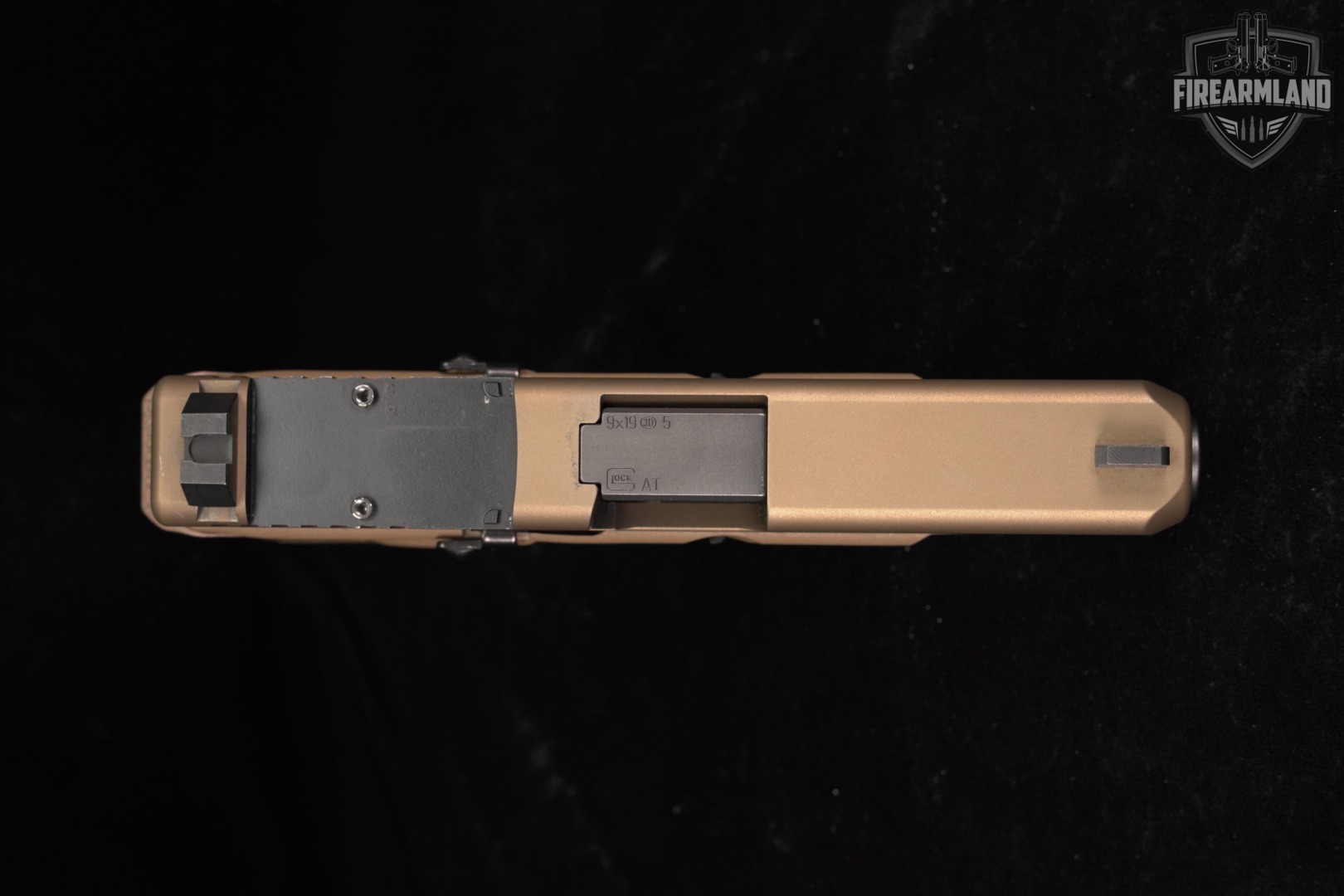 Glock 19X Gen5 Optics-Ready G19X Gen 5 9mm 4.02" FDE +3 MAGS & ORIG CASE-img-5