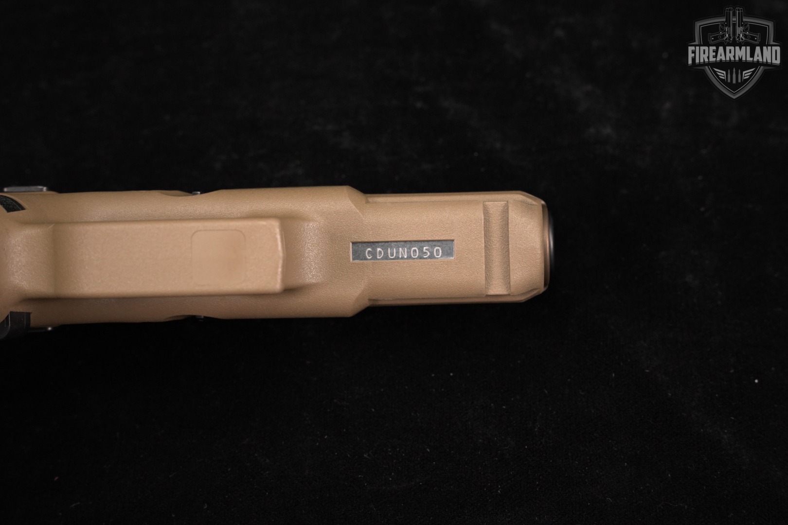 Glock 19X Gen5 Optics-Ready G19X Gen 5 9mm 4.02" FDE +3 MAGS & ORIG CASE-img-6