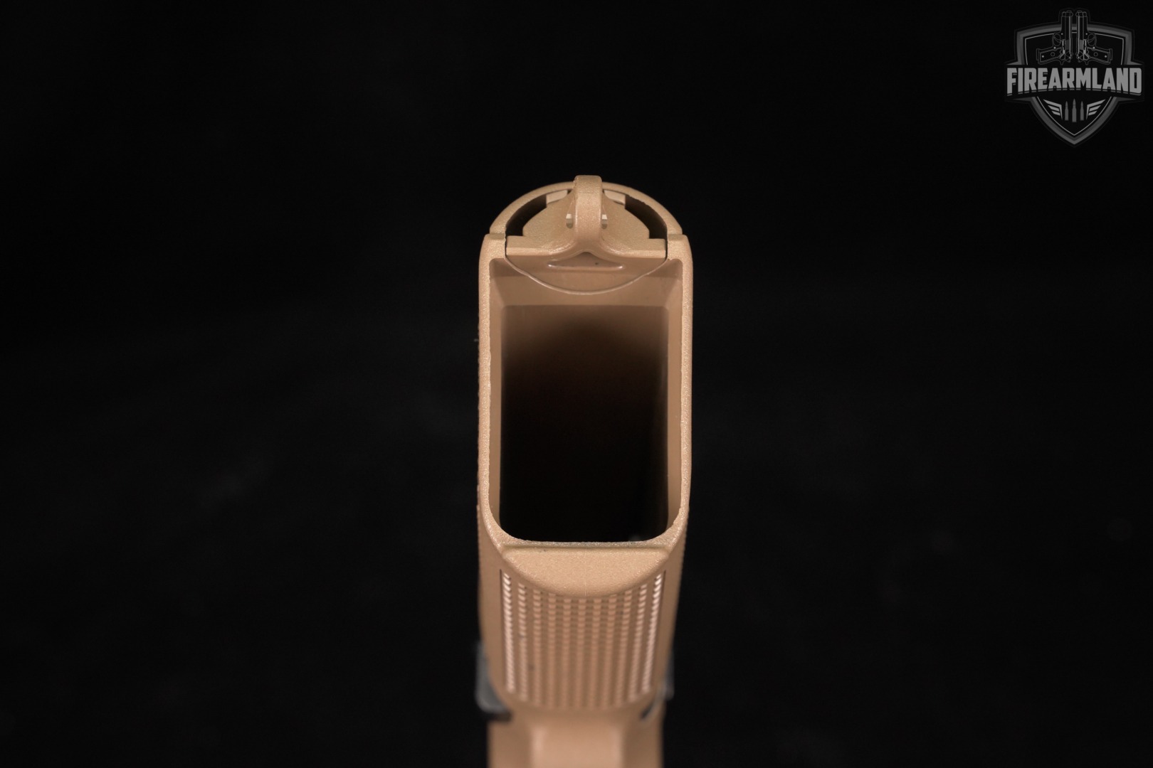 Glock 19X Gen5 Optics-Ready G19X Gen 5 9mm 4.02" FDE +3 MAGS & ORIG CASE-img-7