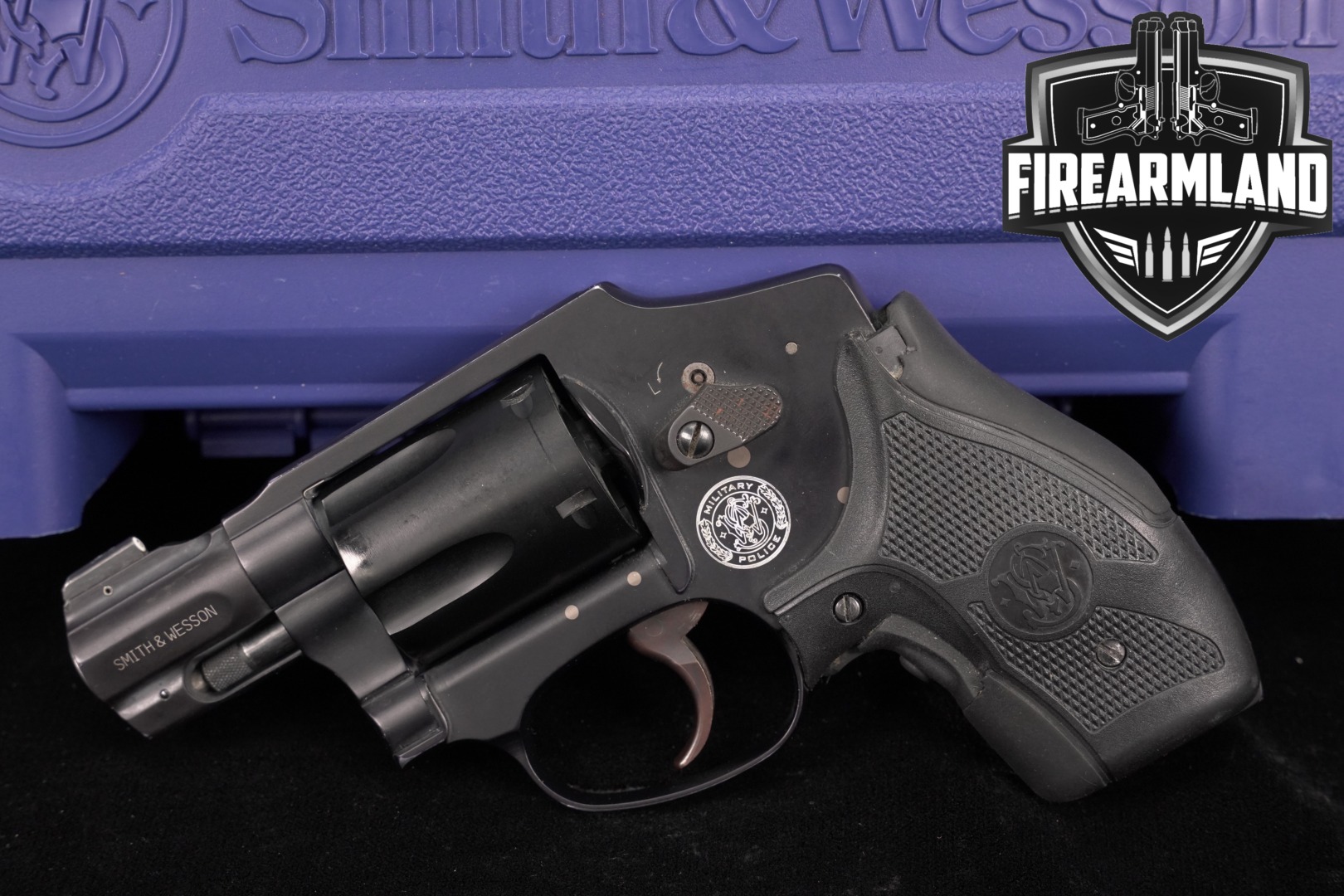 Smith & Wesson (S&W) M&P 340 .357 Mag. Black in Good Condition Thumbnail
