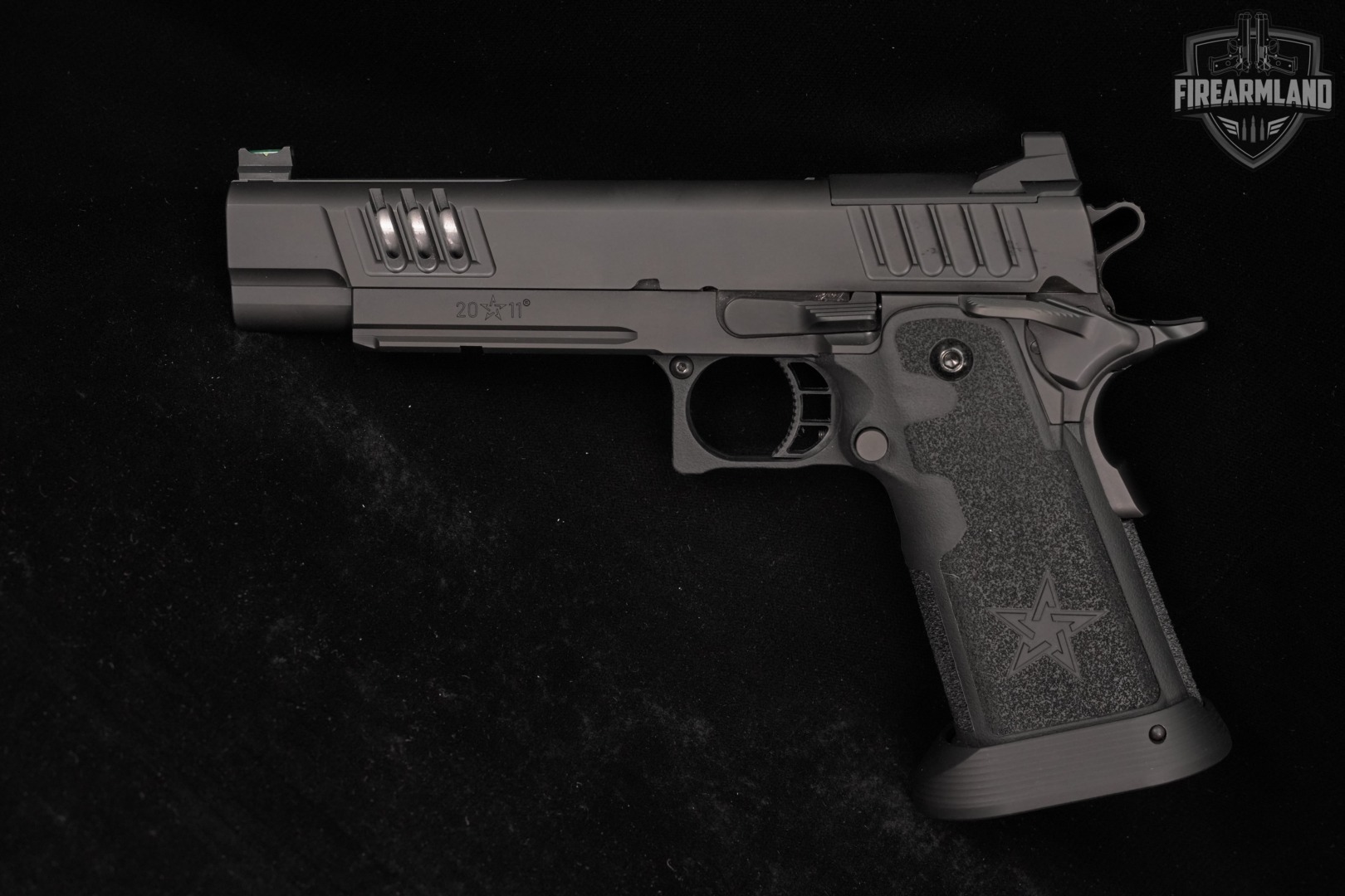Staccato XL 9mm 5.4" Black & Gray STI 1911 2011 +2 MAGS & ORIG CASE-img-3