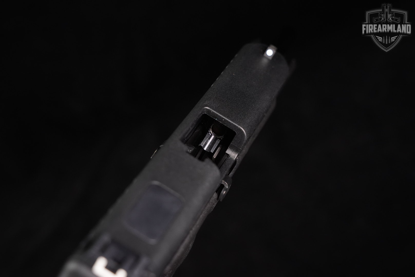 Glock 44 G44 22LR 4.02 +2 MAGS & ORIG CASE-img-10