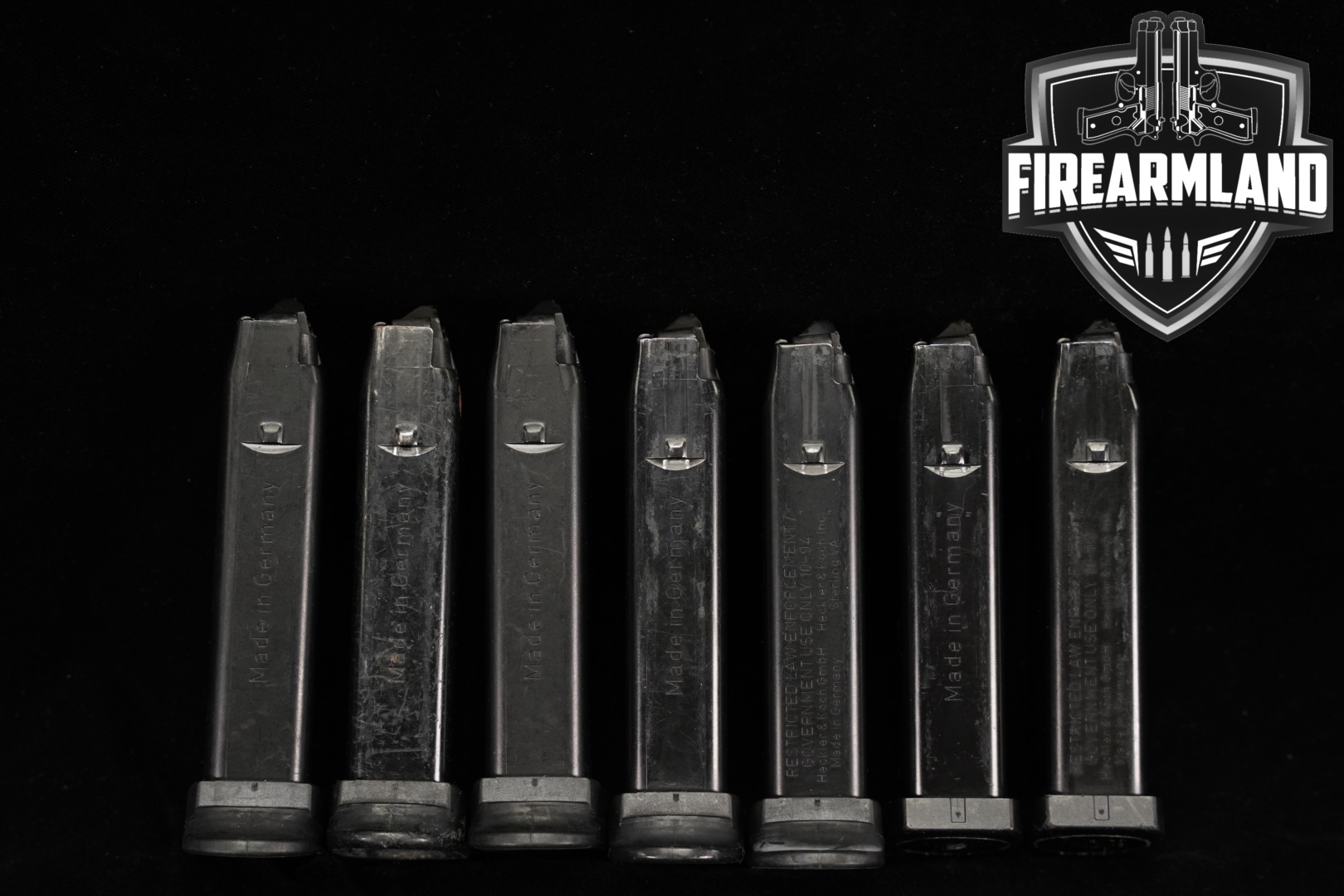 Heckler & Koch (H&K, HK) SEVEN (7) USP40C 12 Round Magazines .40 S&W in Good Condition Thumbnail