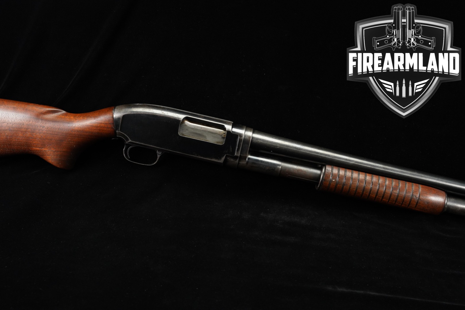 1954 Winchester Model 12 Field 28" Blued & Walnut M12 TAKEDOWN-img-0