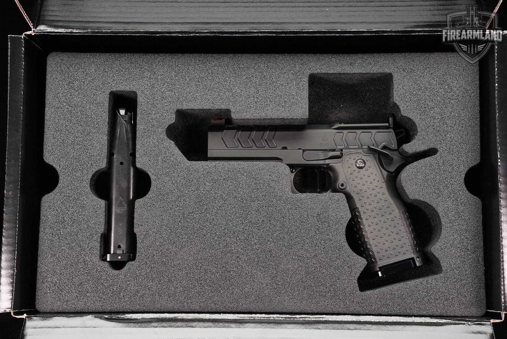 Atlas Gunworks EOS V3 9mm Optics-Ready 4.25" 1911 2011 +3 MAGS & ORIG BOX-img-23