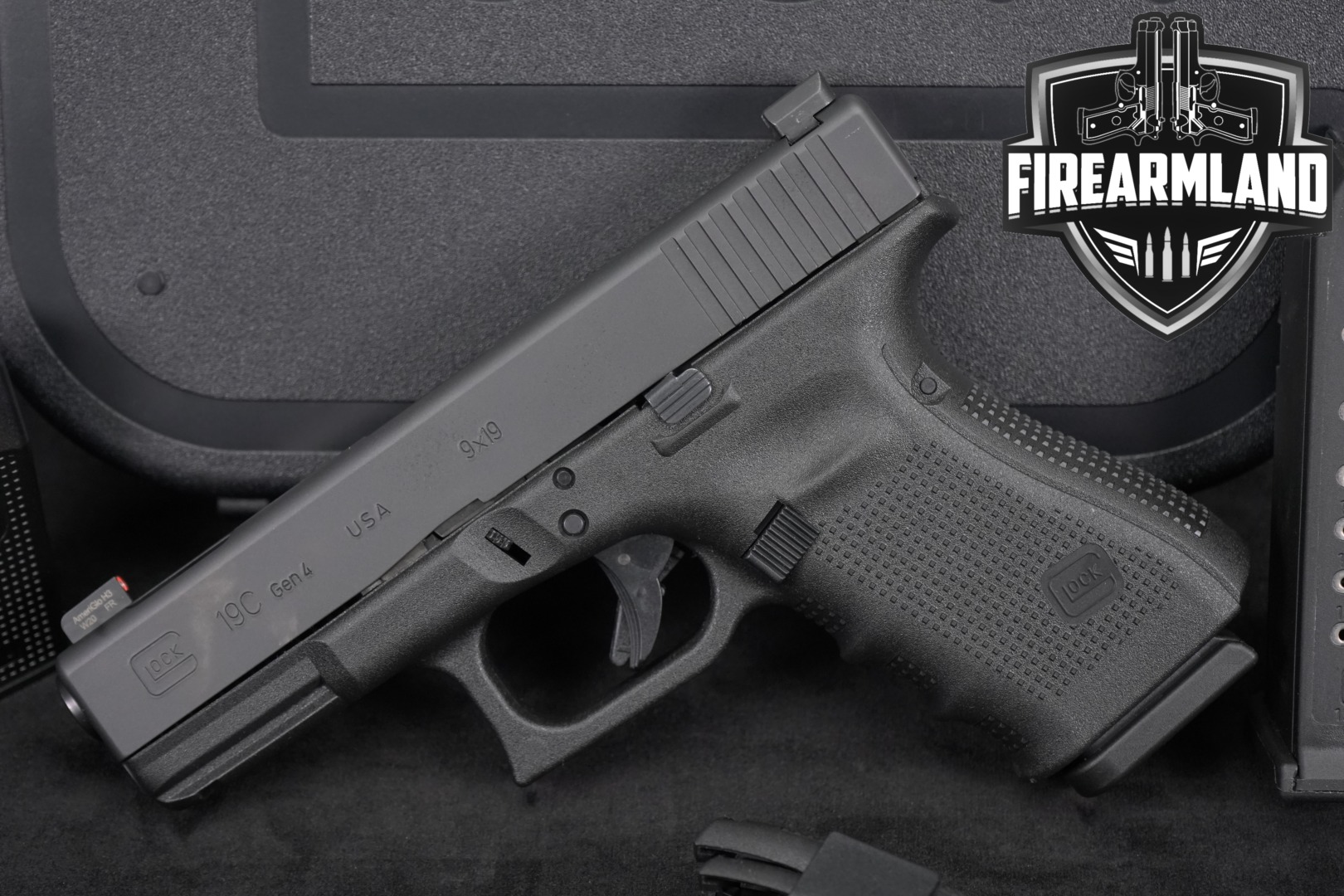 Glock G19C Gen4 9mm Luger Black in Excellent Condition Thumbnail