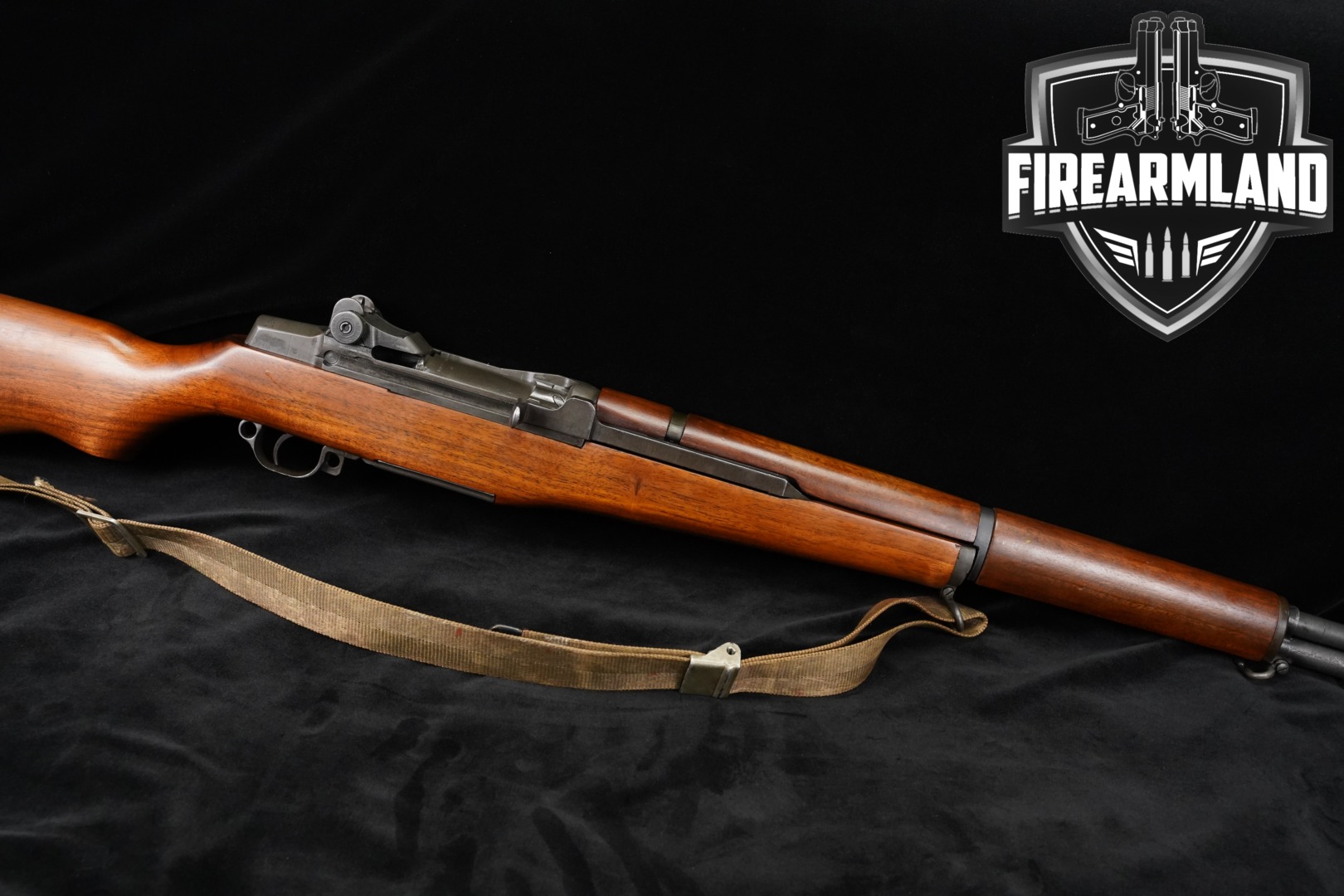 1944 Springfield Armory M1 Garand .30-06 Parkerized & Walnut in Good Condition Thumbnail