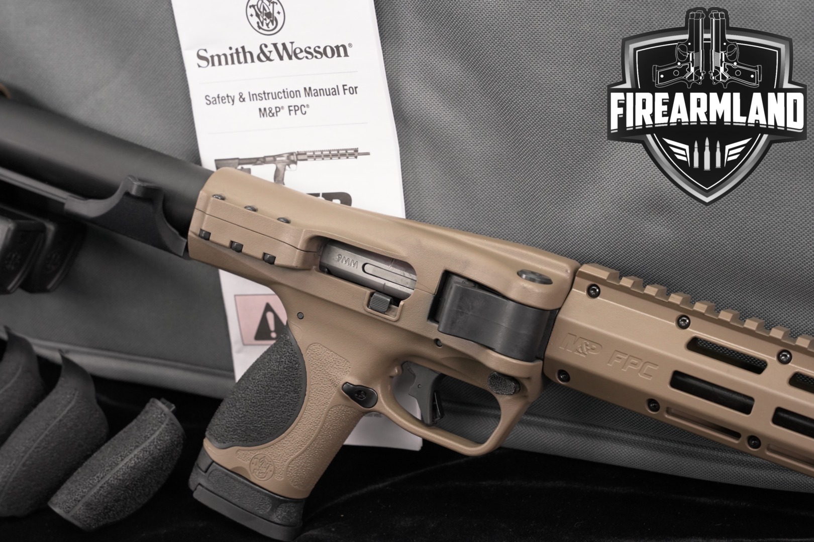 Smith & Wesson (S&W) M&P FPC 9mm Luger Black & FDE in Very Good Condition Thumbnail