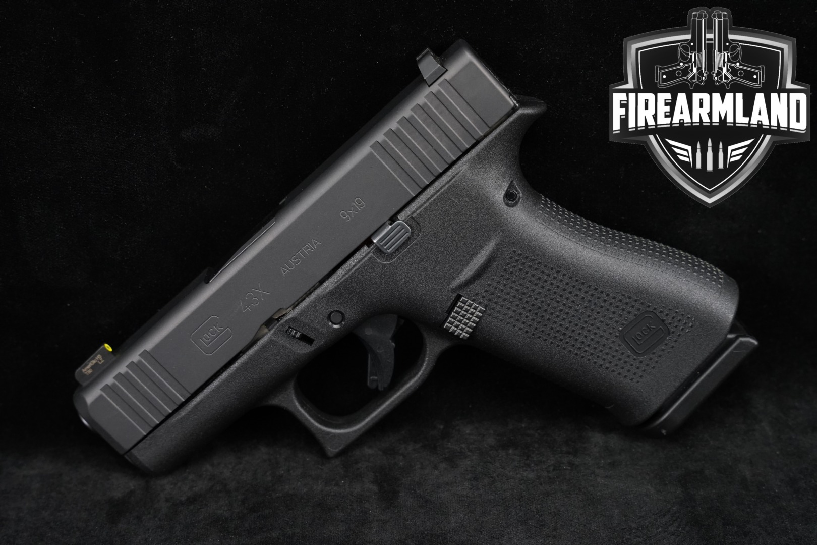 Glock G43X Slimline AmeriGlo Ultimate Carry 9mm Luger Black in Excellent Condition Thumbnail