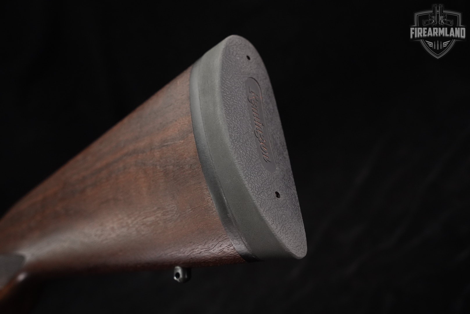 Remington Model 870 Fieldmaster 12-Gauge 28" Black & Walnut M870 VENT-RIB-img-16