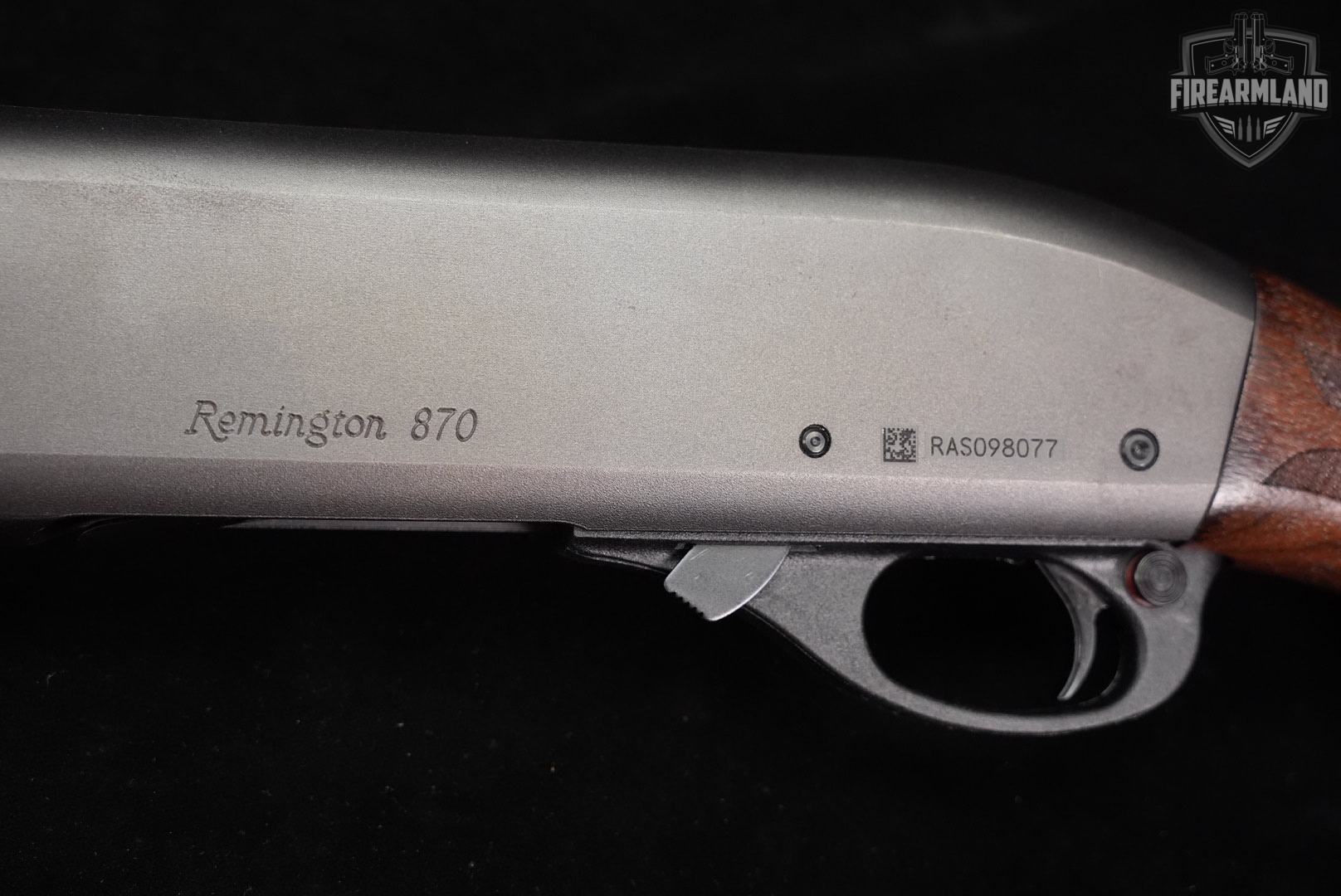 Remington Model 870 Fieldmaster 12-Gauge 28" Black & Walnut M870 VENT-RIB-img-21