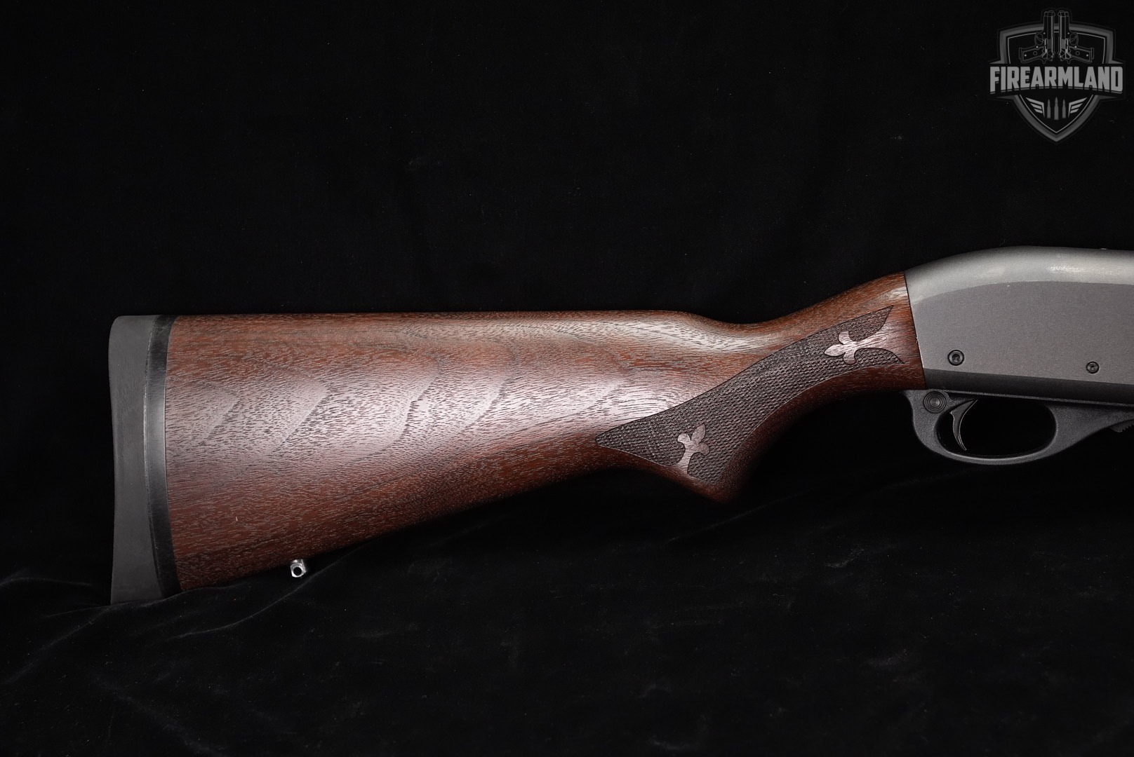 Remington Model 870 Fieldmaster 12-Gauge 28" Black & Walnut M870 VENT-RIB-img-3