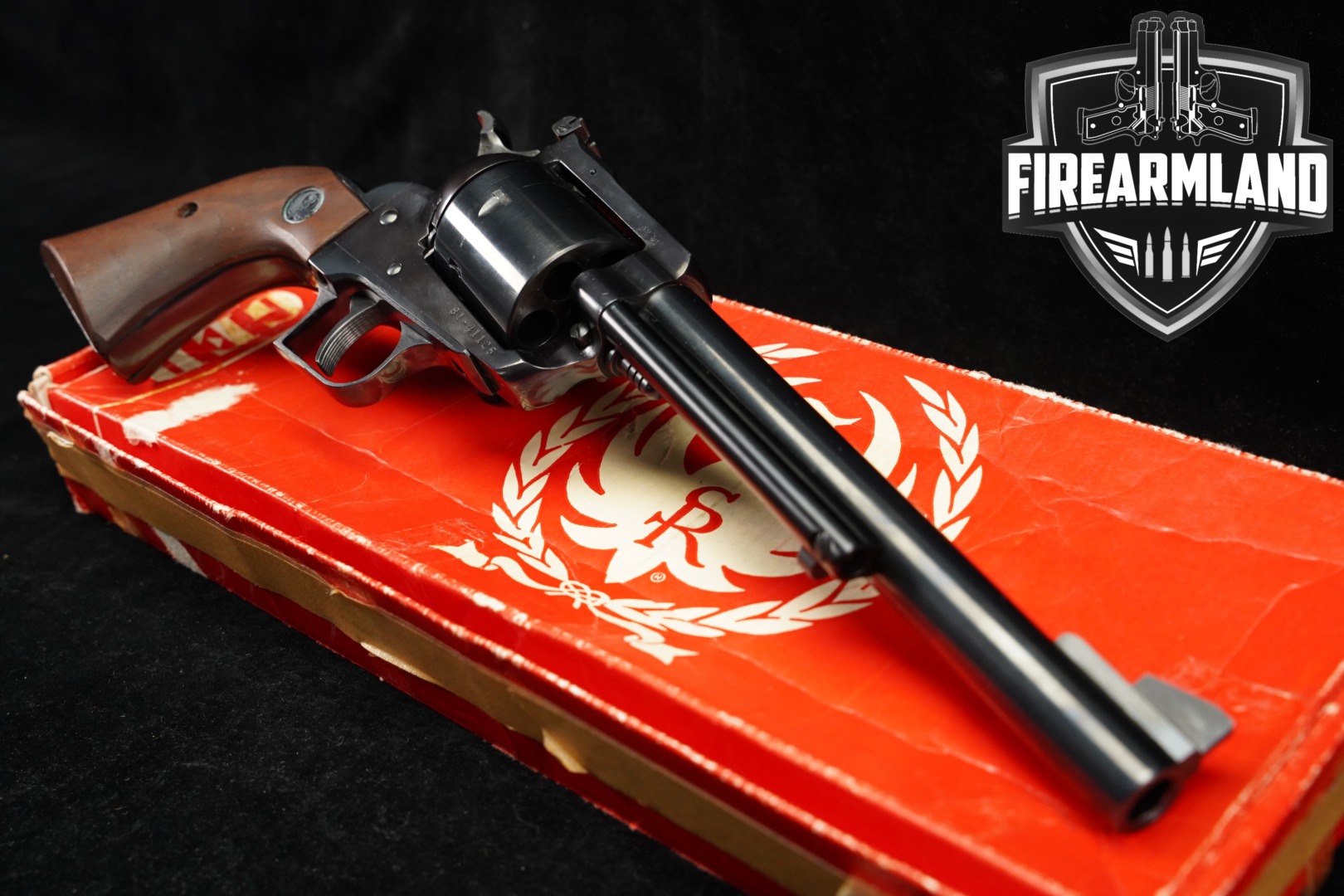Sturm Ruger New Model Super Blackhawk .44 Rem Magnum Blued in Good Condition Thumbnail