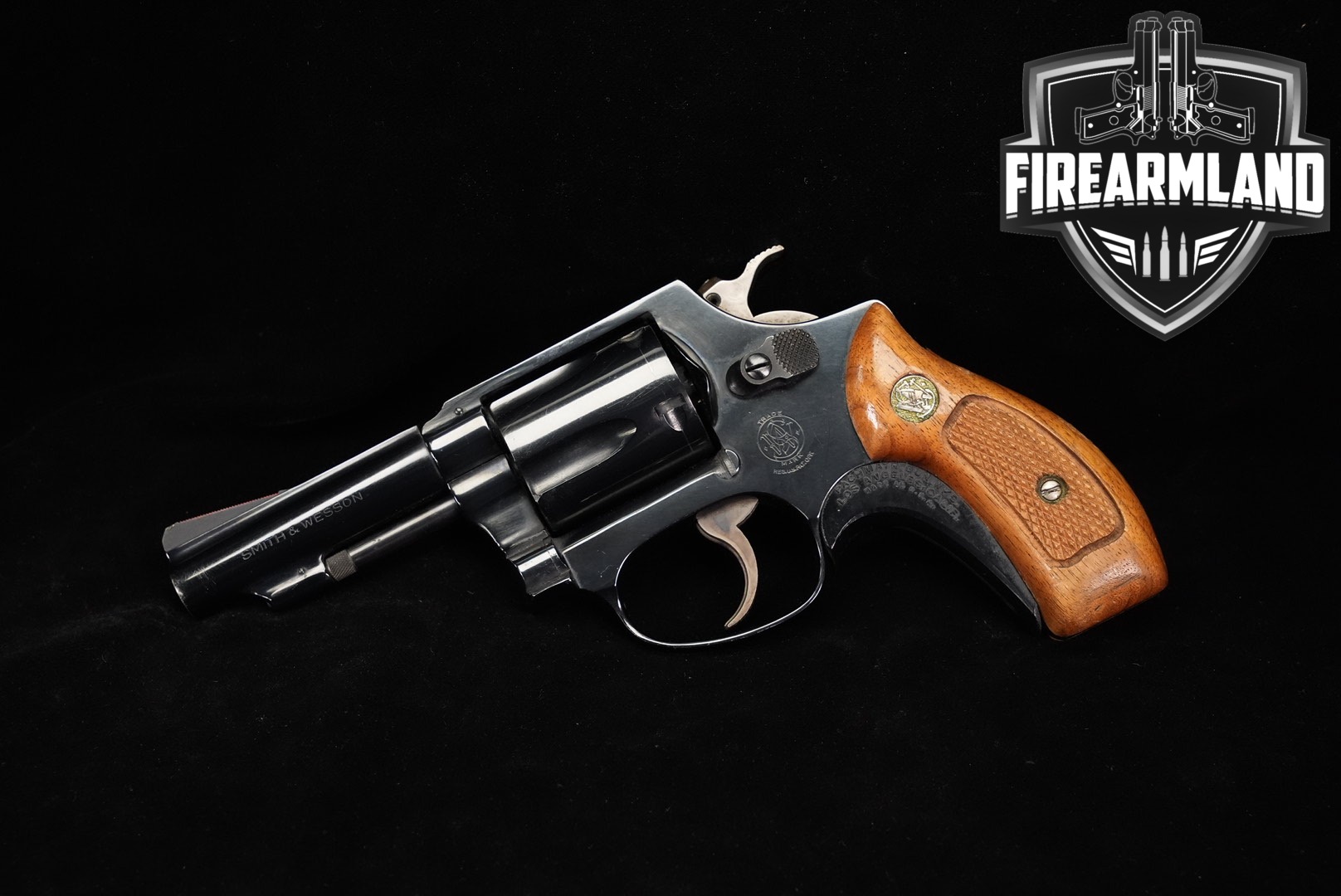 1975-1976 Smith & Wesson Model 36 Chiefs Special No Dash S&W 38Spl M36-img-0