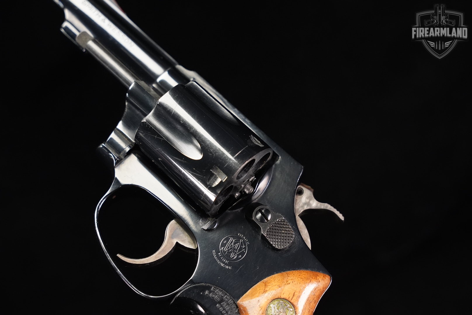 1975-1976 Smith & Wesson Model 36 Chiefs Special No Dash S&W 38Spl M36-img-15