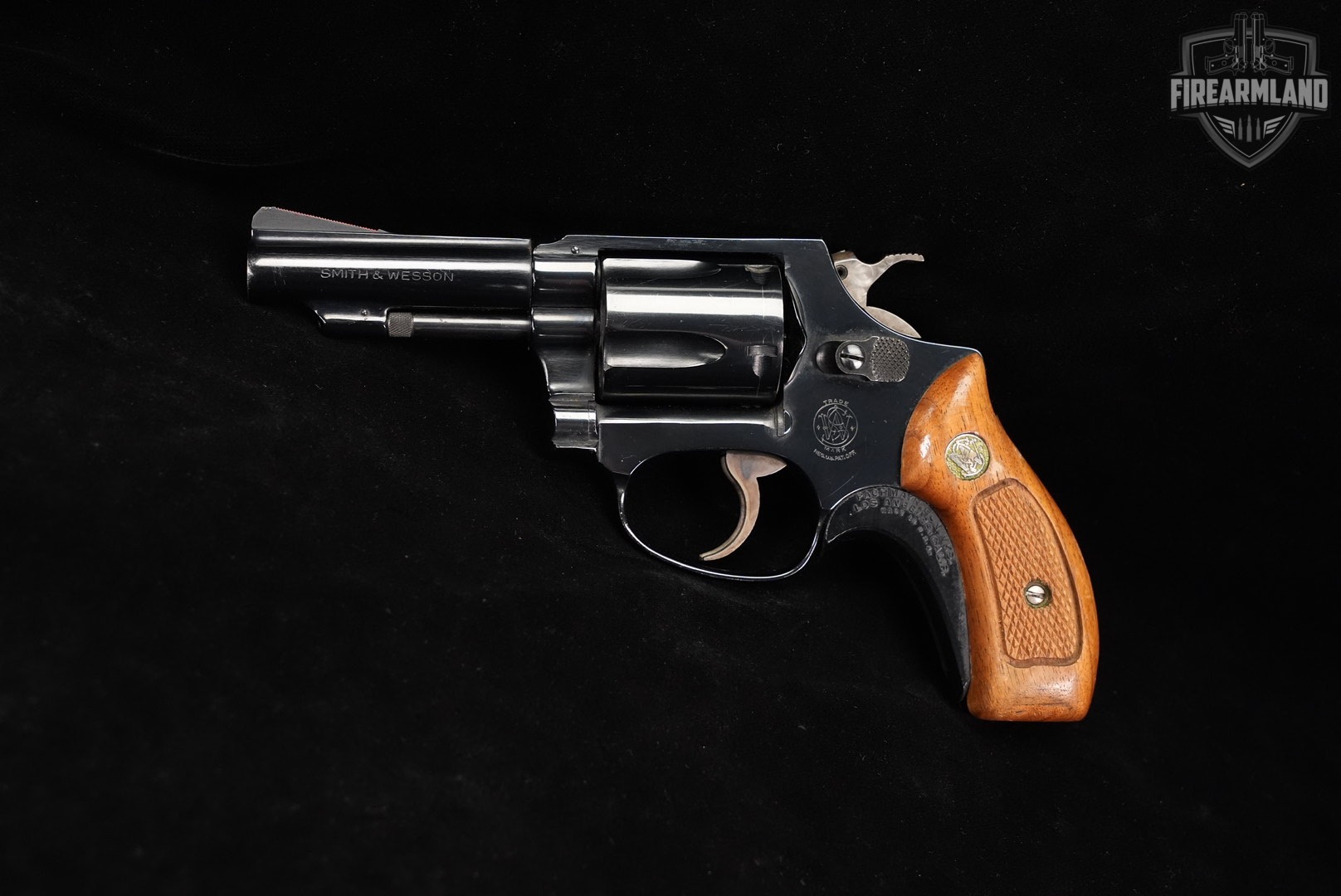 1975-1976 Smith & Wesson Model 36 Chiefs Special No Dash S&W 38Spl M36-img-3