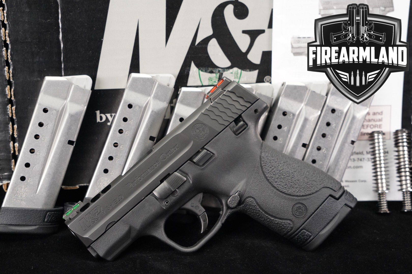 Smith & Wesson (S&W) M&P9 Shield Performance Center Ported, No Thumb Safety 9mm Luger Black in Very Good Condition Thumbnail