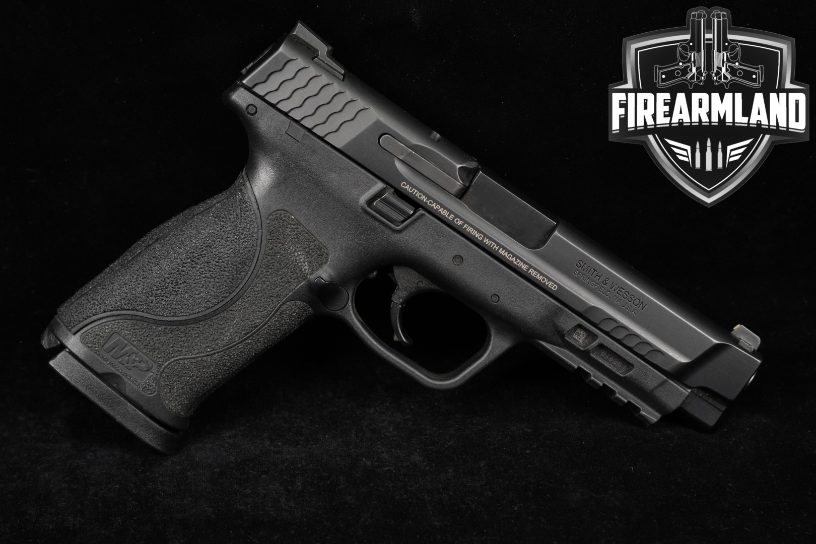 Smith & Wesson (S&W) M&P45 M2.0, Full Size, No Thumb Safety .45 ACP Black in Very Good Condition Thumbnail