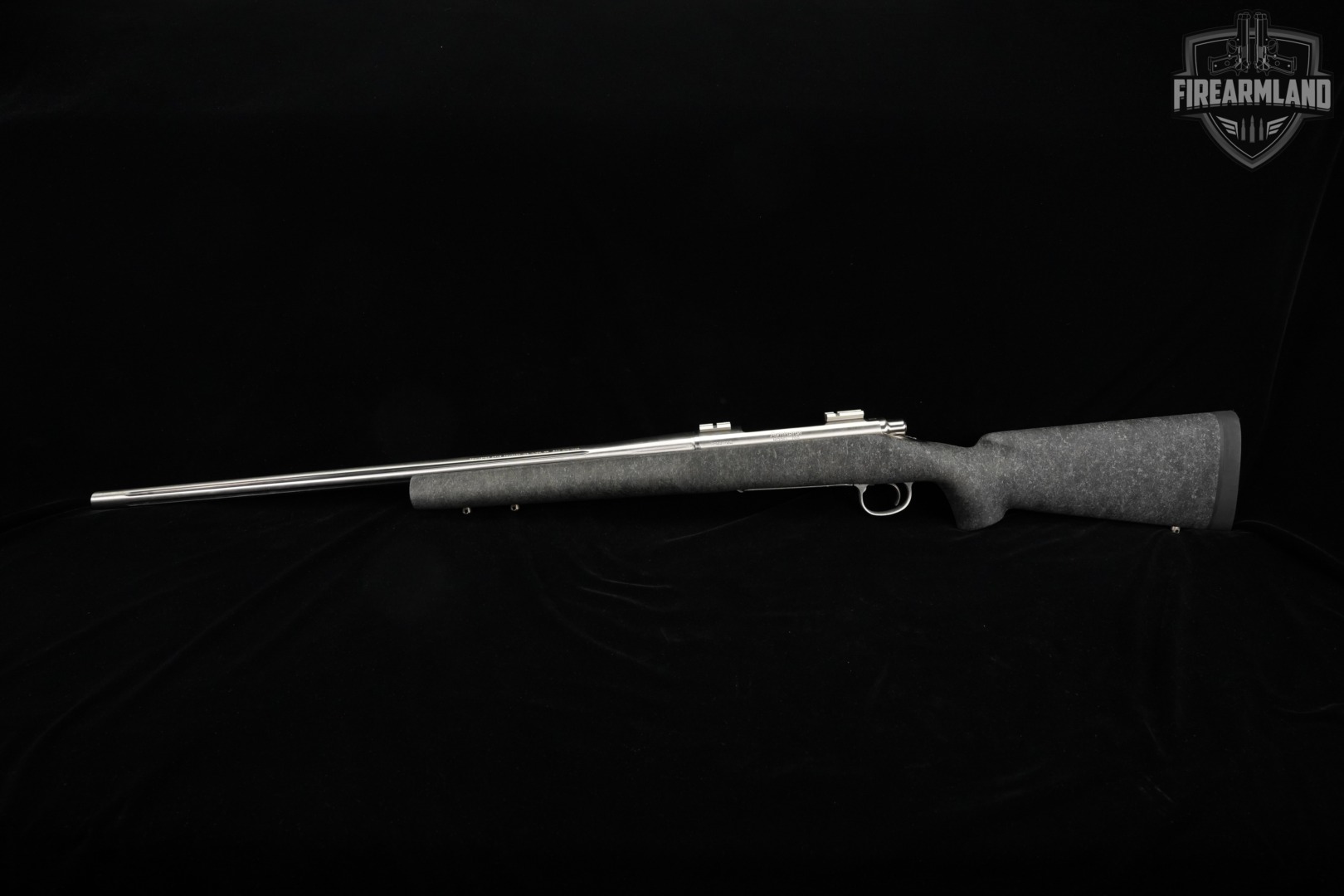 Remington Model 700 Stainless Sendero SF II 300 Win Magnum 26" M700-img-2
