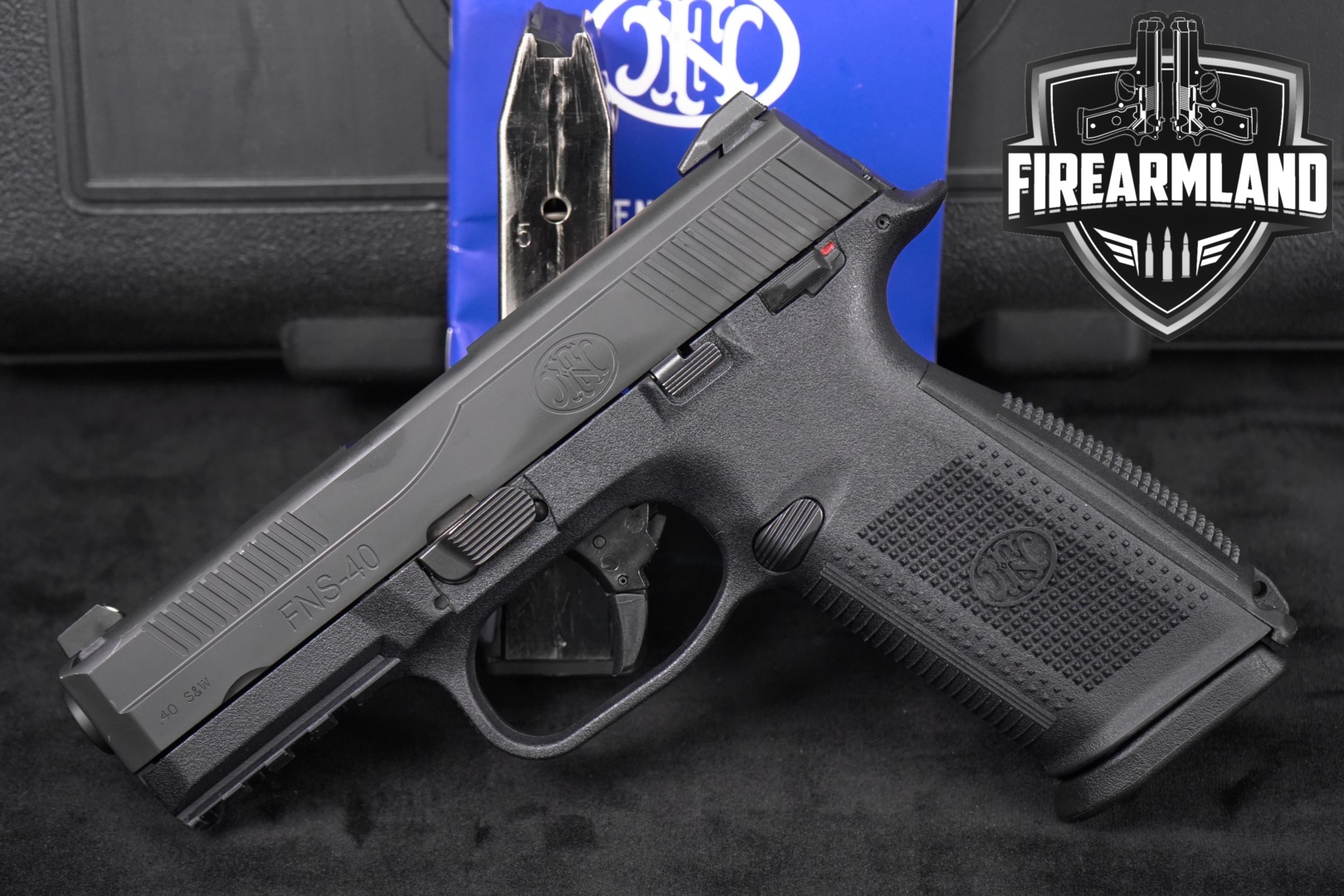 FN Herstal (FNH) FNS-40 MS (Manual Safety) .40 S&W Black in Very Good Condition Thumbnail